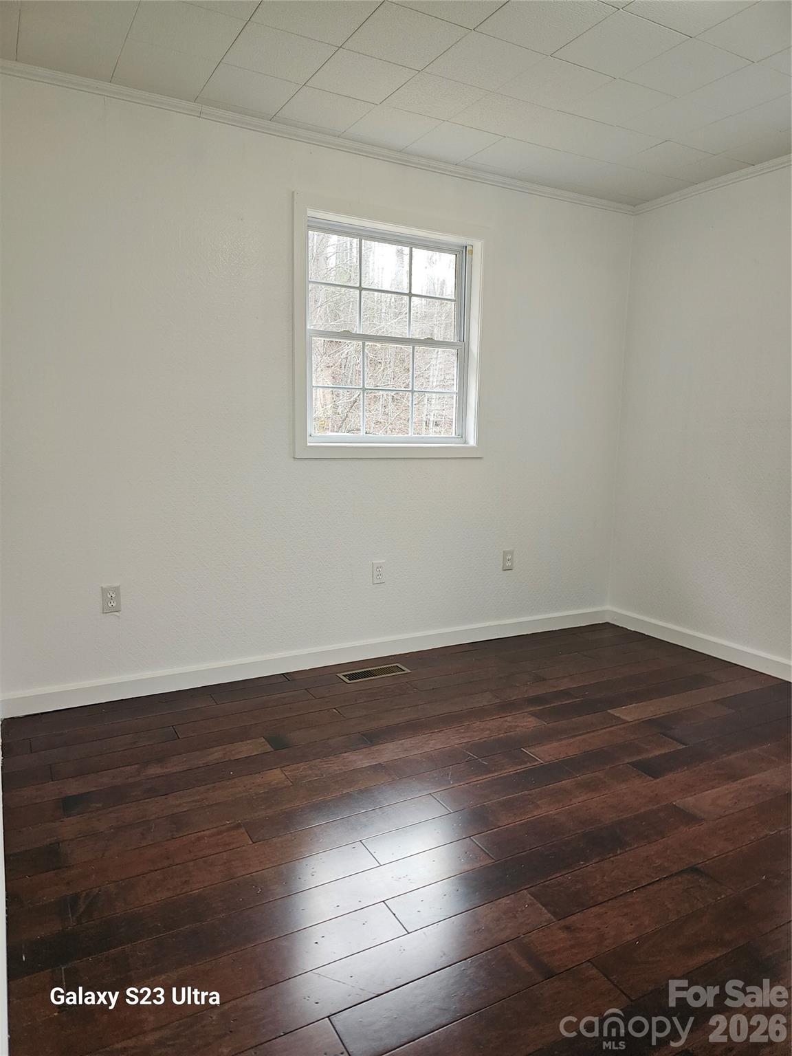 656 Water Street — Bakersville