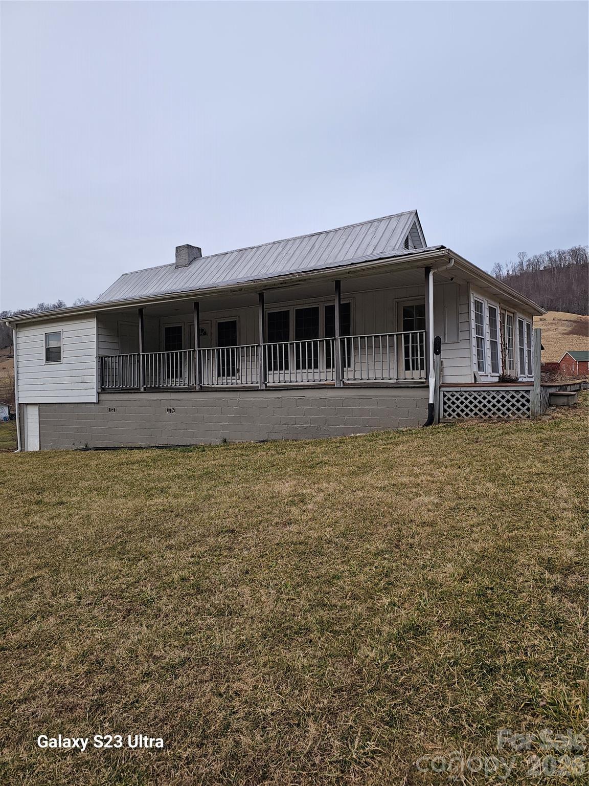 656 Water Street — Bakersville
