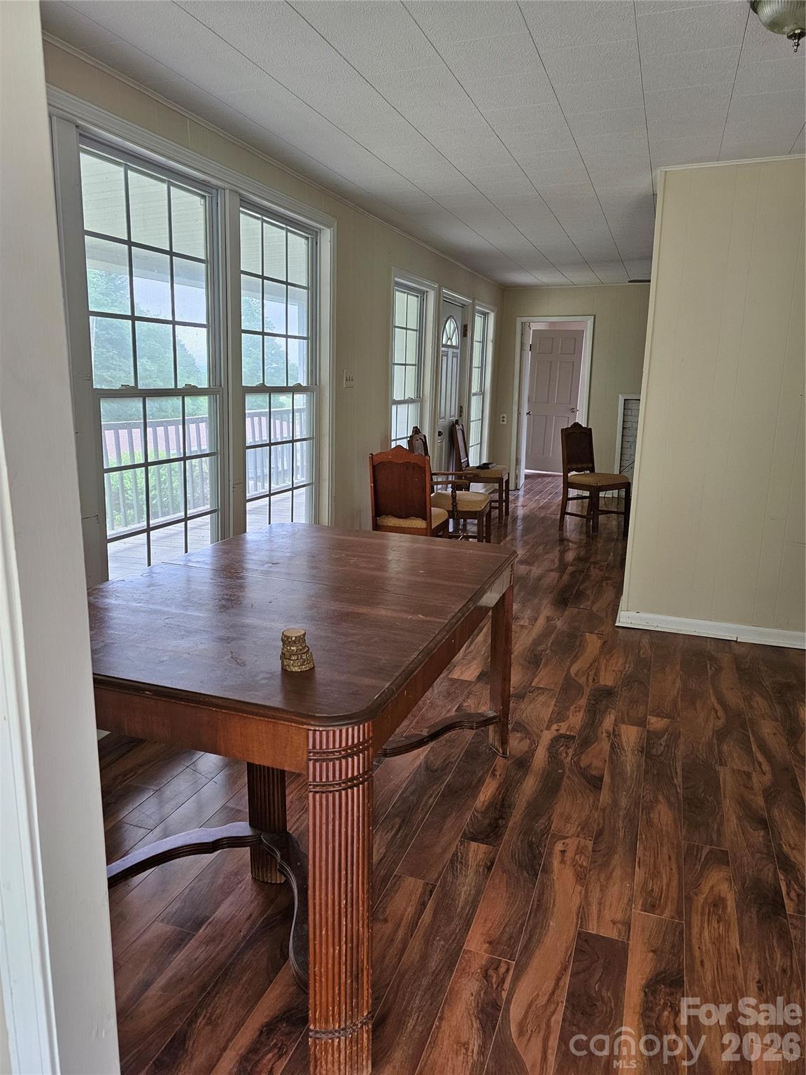 656 Water Street — Bakersville