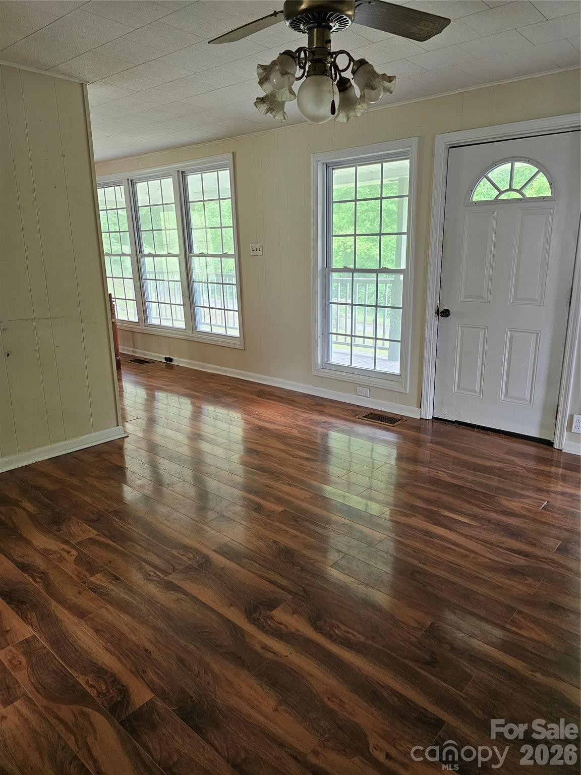 656 Water Street — Bakersville