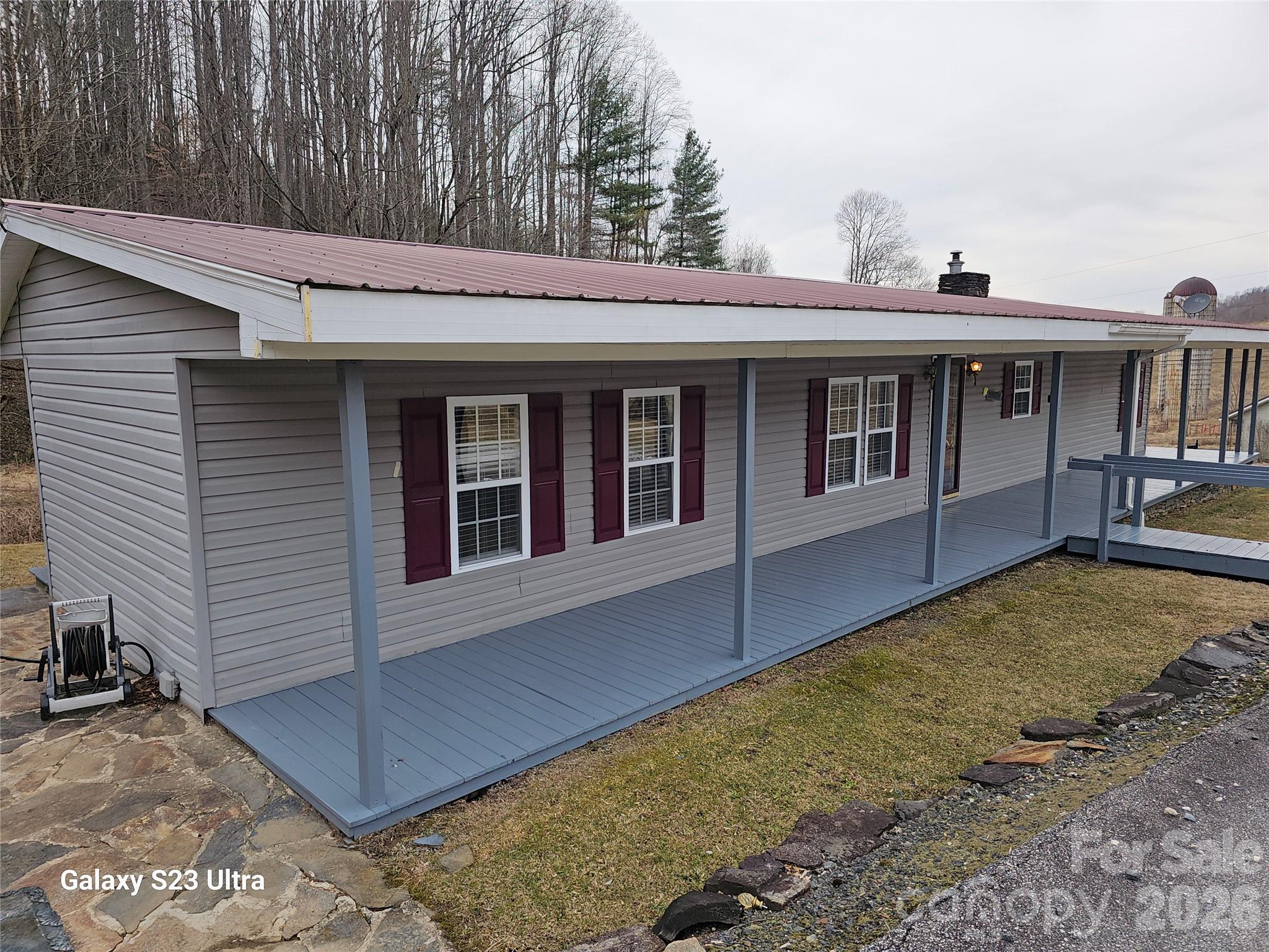 656 Water Street — Bakersville