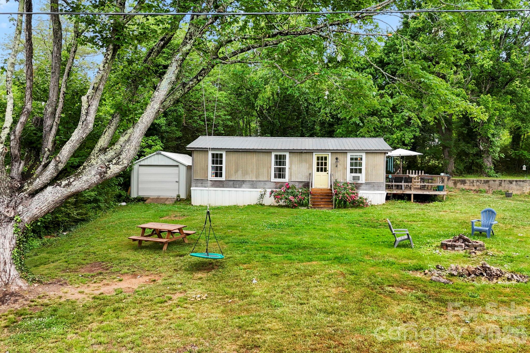 4 Mountain View Road — Asheville