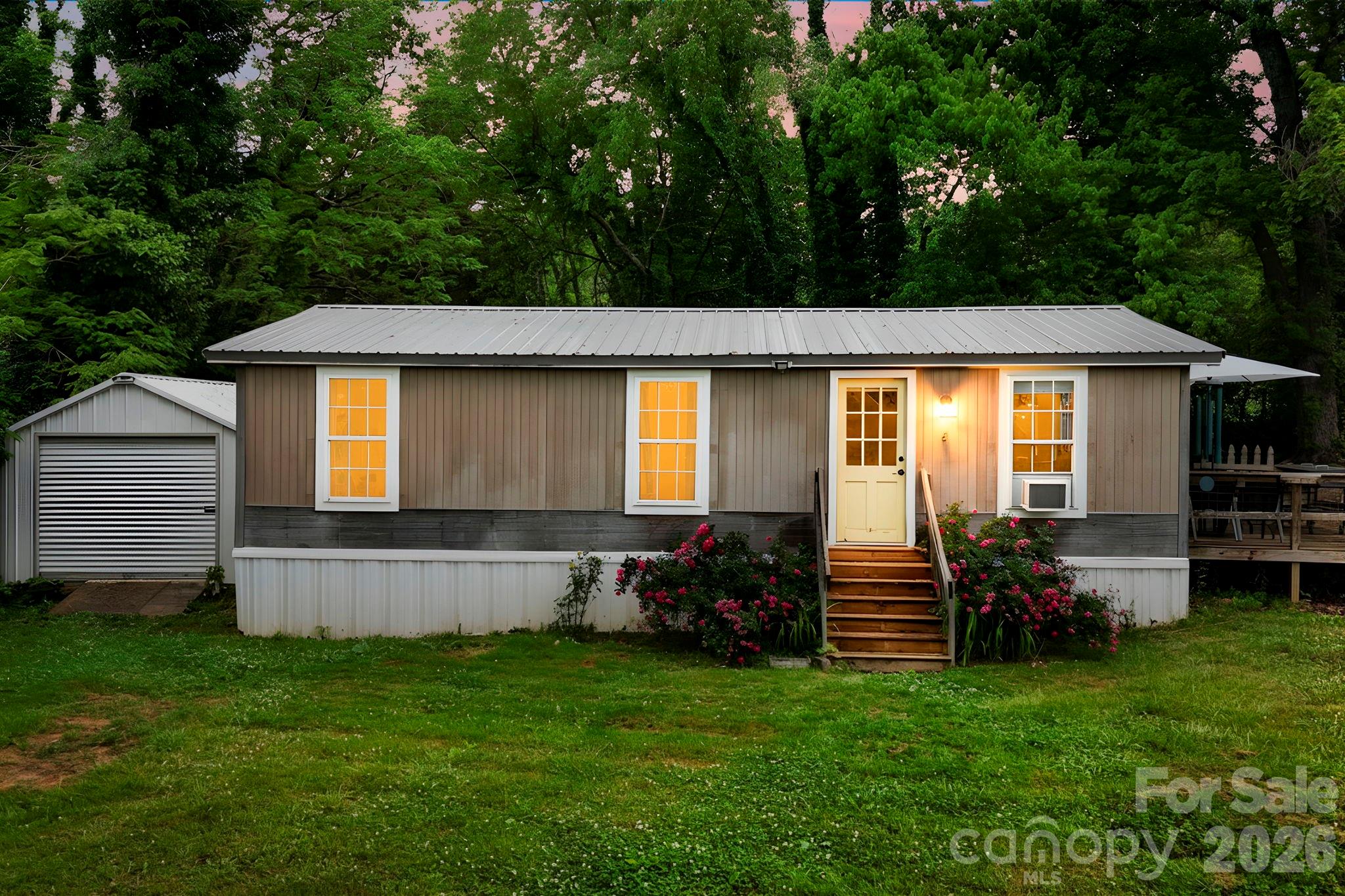 4 Mountain View Road — Asheville