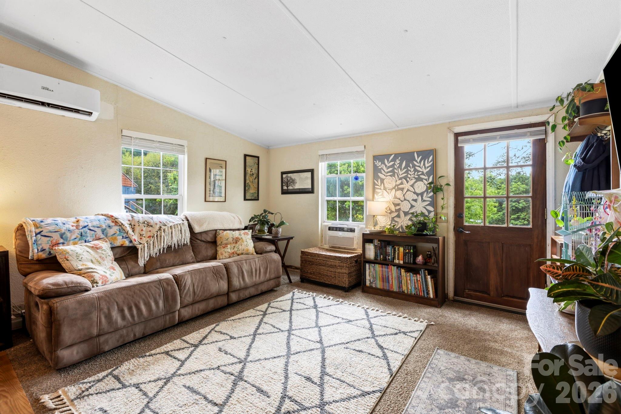 4 Mountain View Road — Asheville