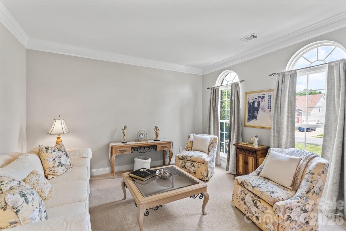 286 Corona Circle — Mooresville