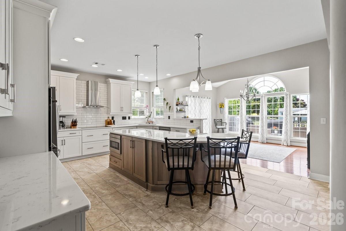 286 Corona Circle — Mooresville
