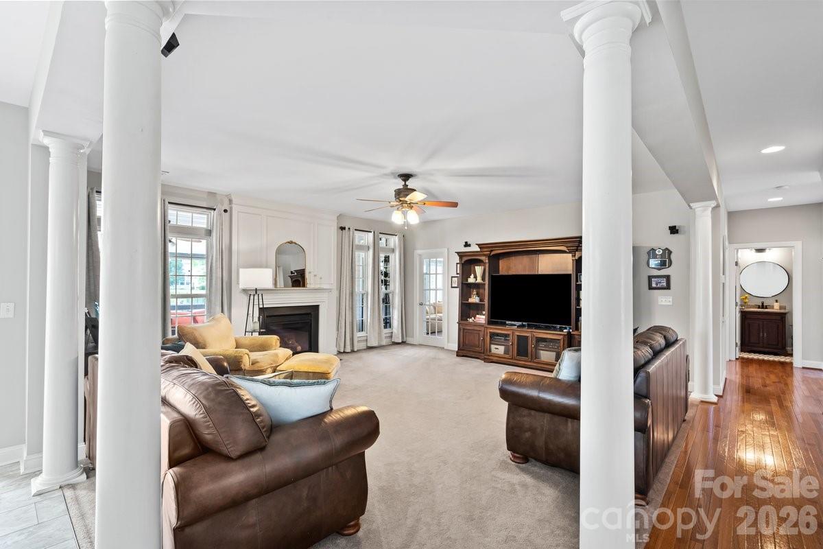 286 Corona Circle — Mooresville