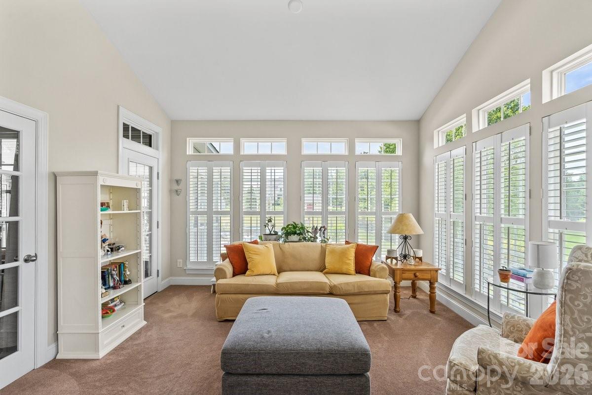 286 Corona Circle — Mooresville