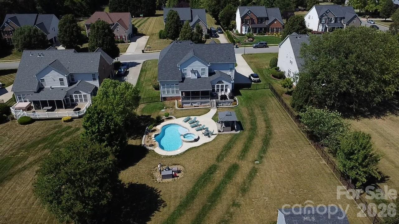 286 Corona Circle — Mooresville
