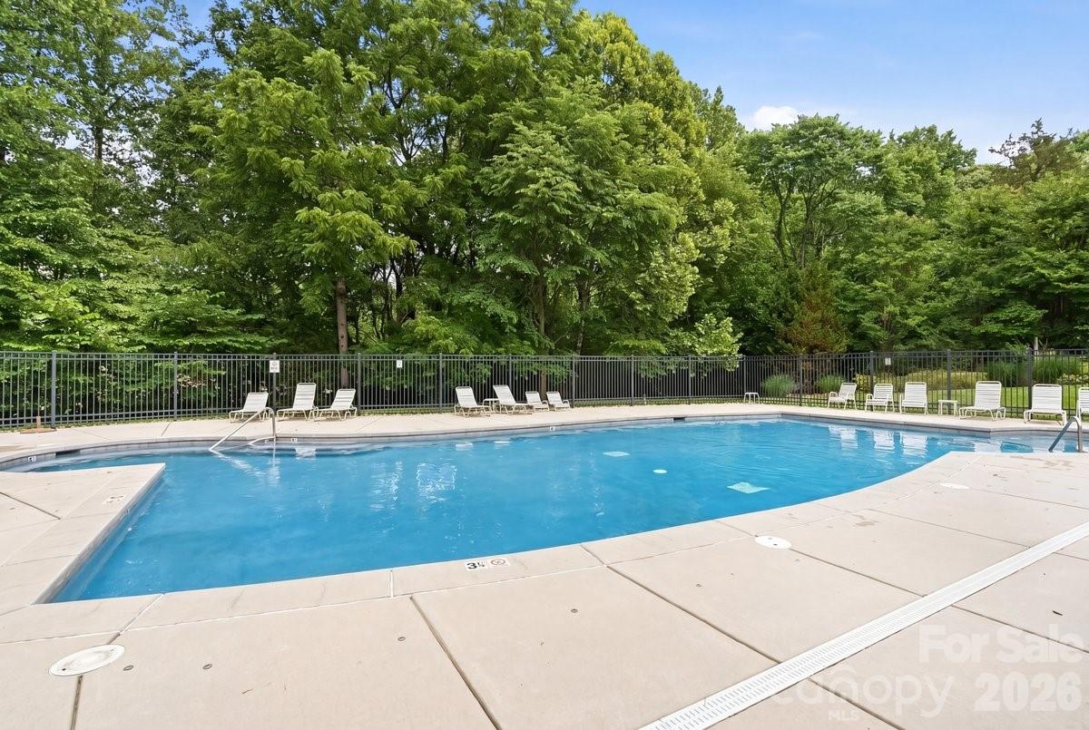 286 Corona Circle — Mooresville