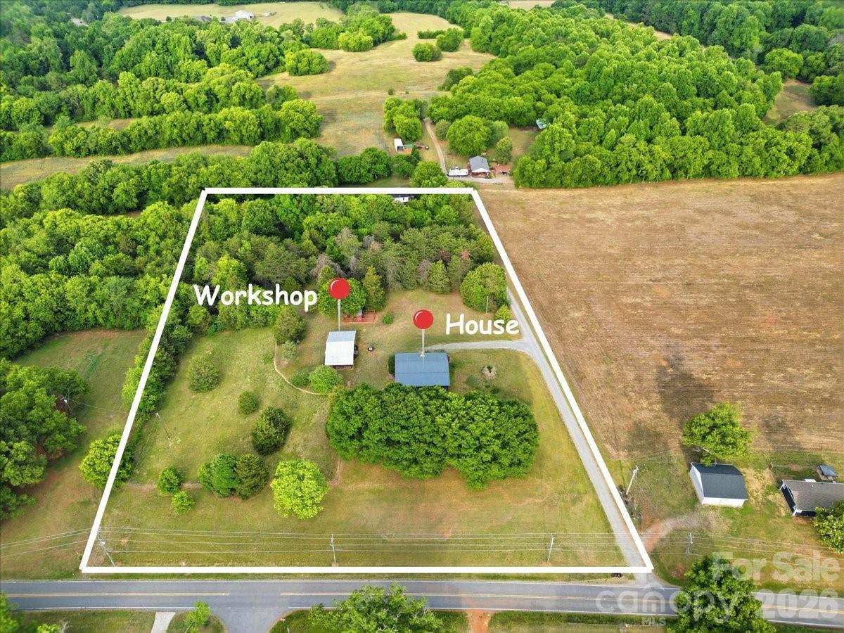 4639 Hickory Lincolnton Highway — Newton