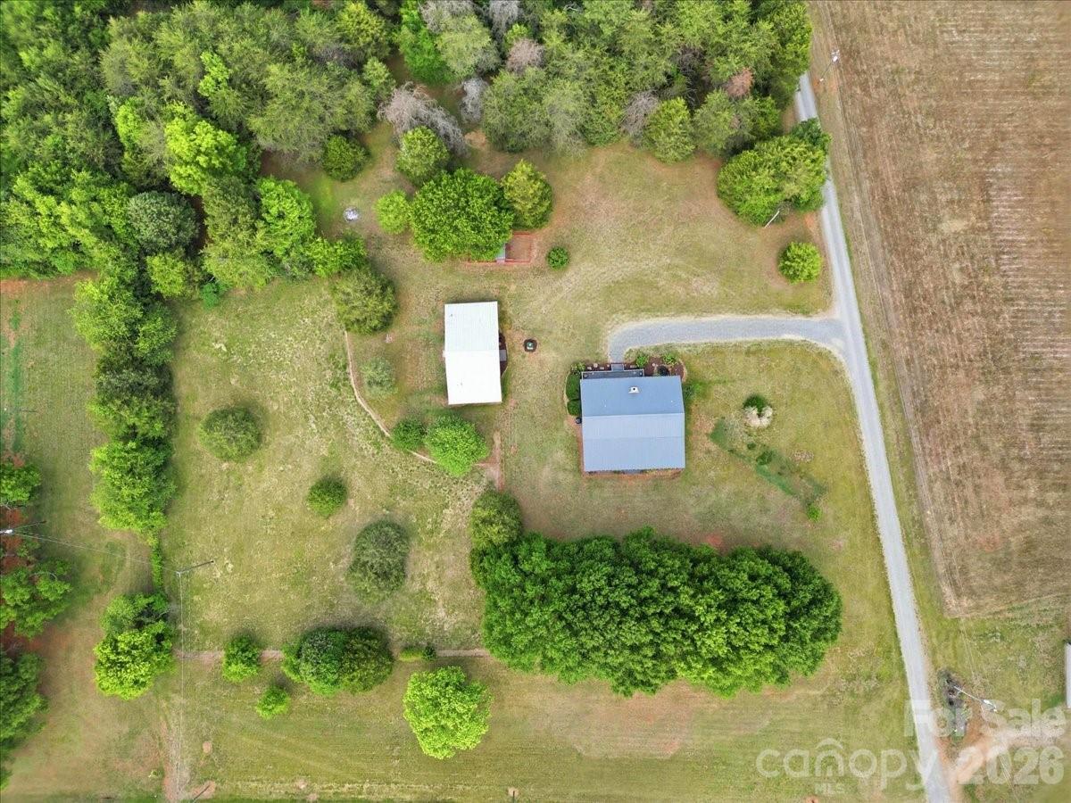 4639 Hickory Lincolnton Highway — Newton