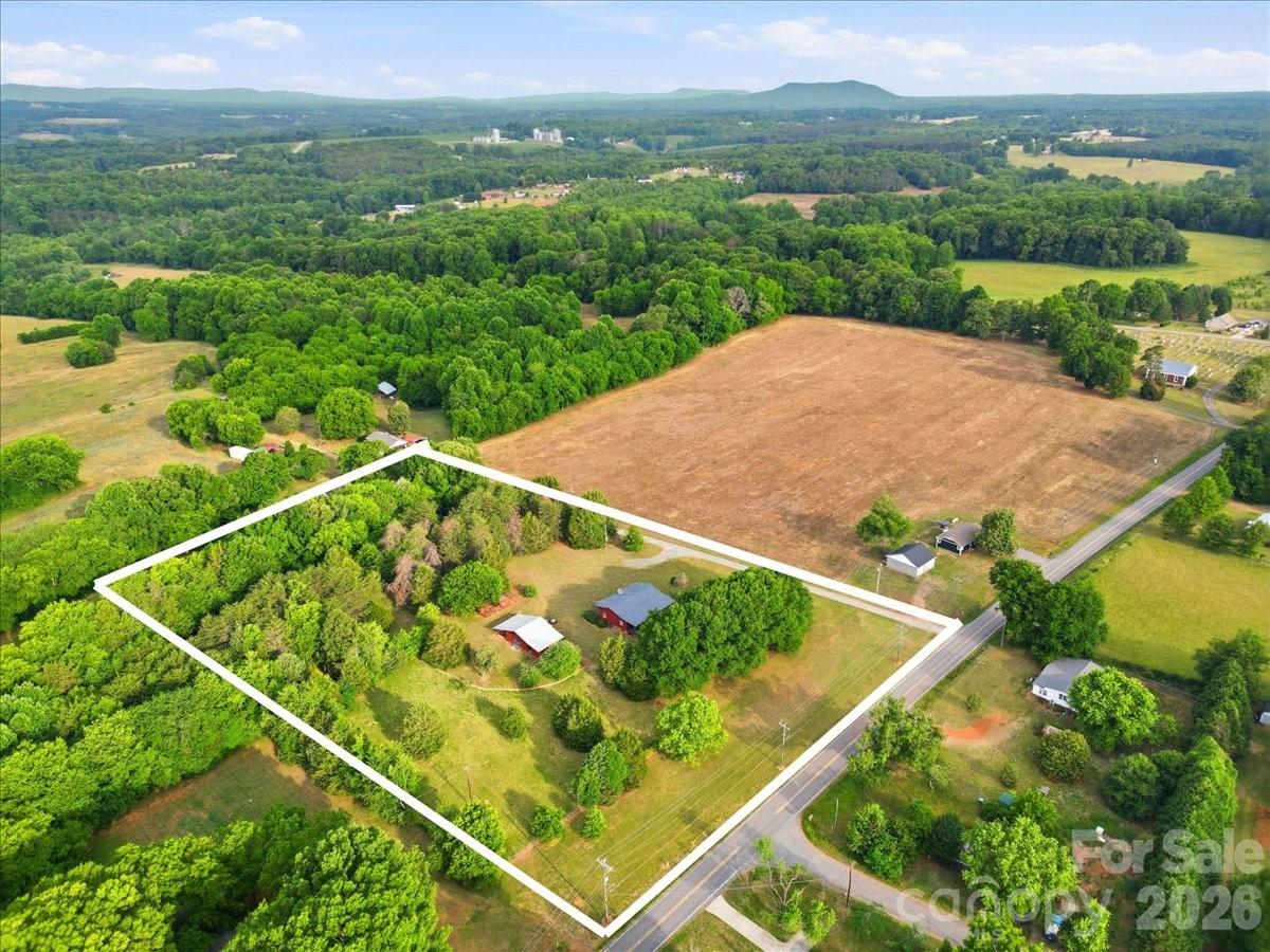 4639 Hickory Lincolnton Highway — Newton
