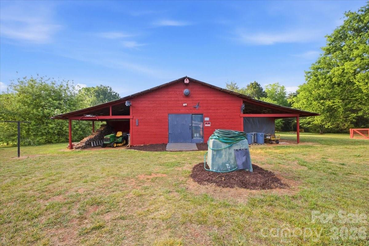 4639 Hickory Lincolnton Highway — Newton