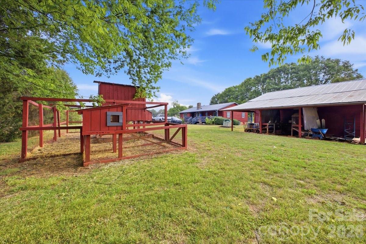 4639 Hickory Lincolnton Highway — Newton