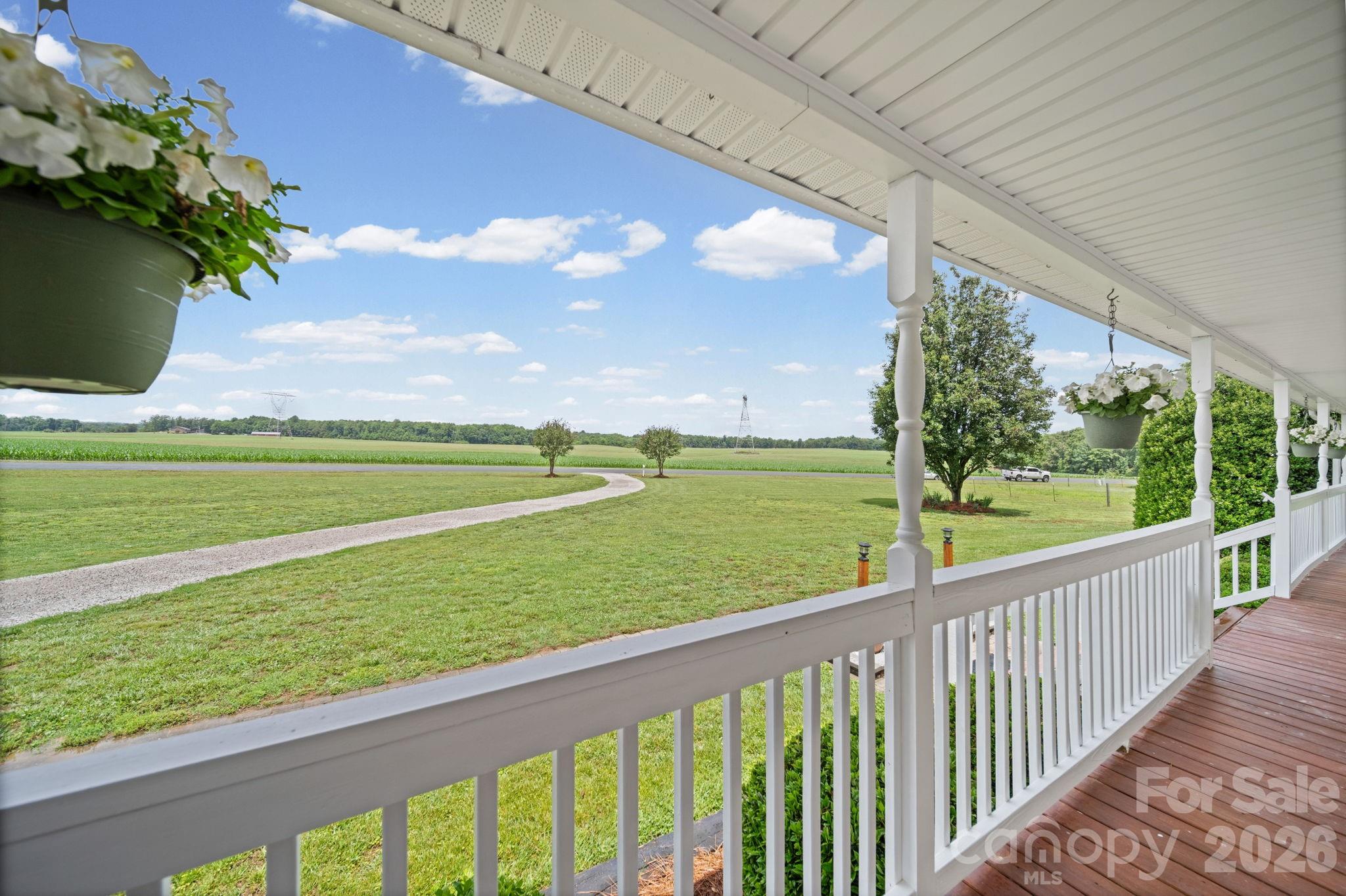 6626 Jesse Rushing Road — Marshville