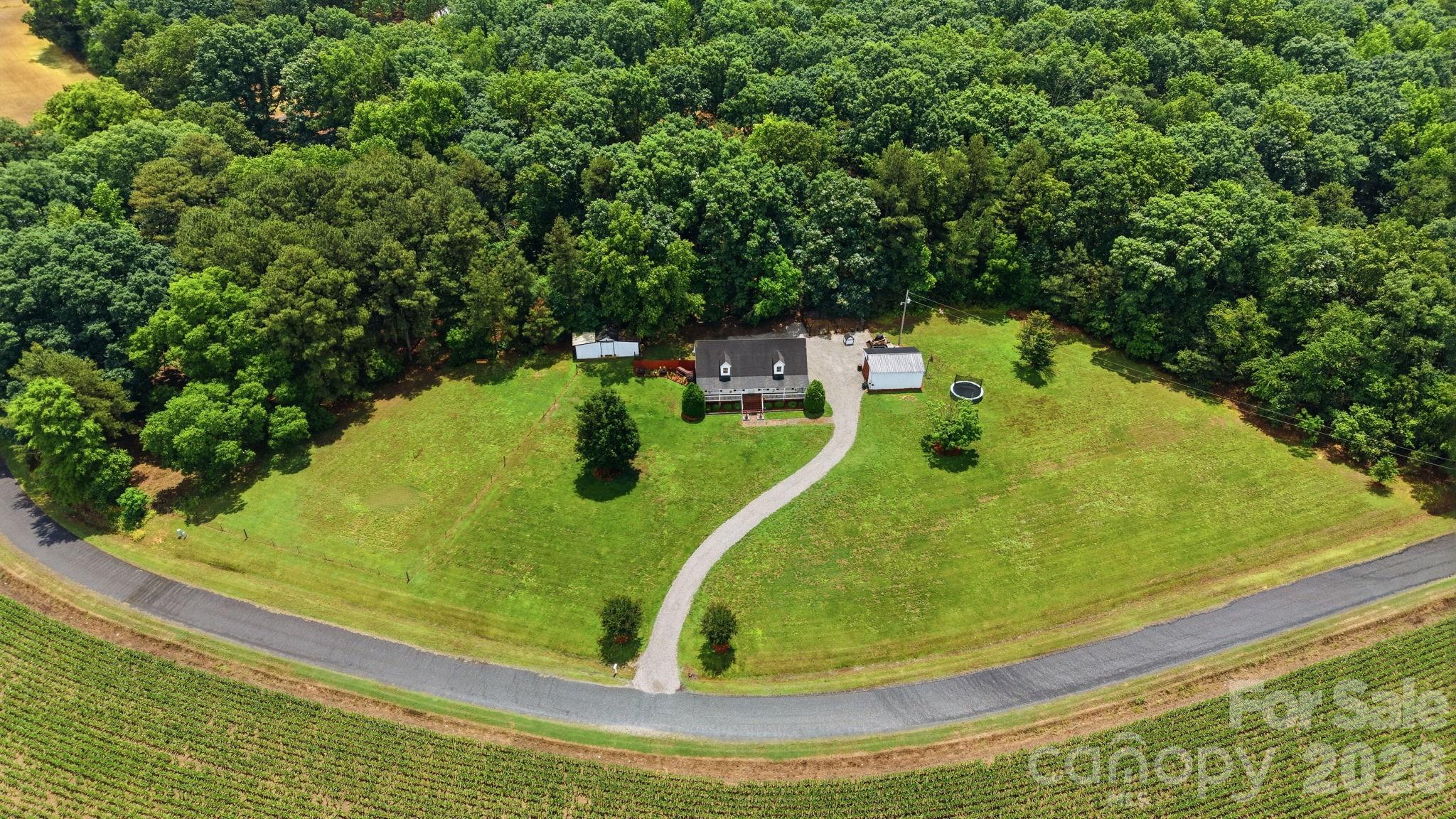 6626 Jesse Rushing Road — Marshville