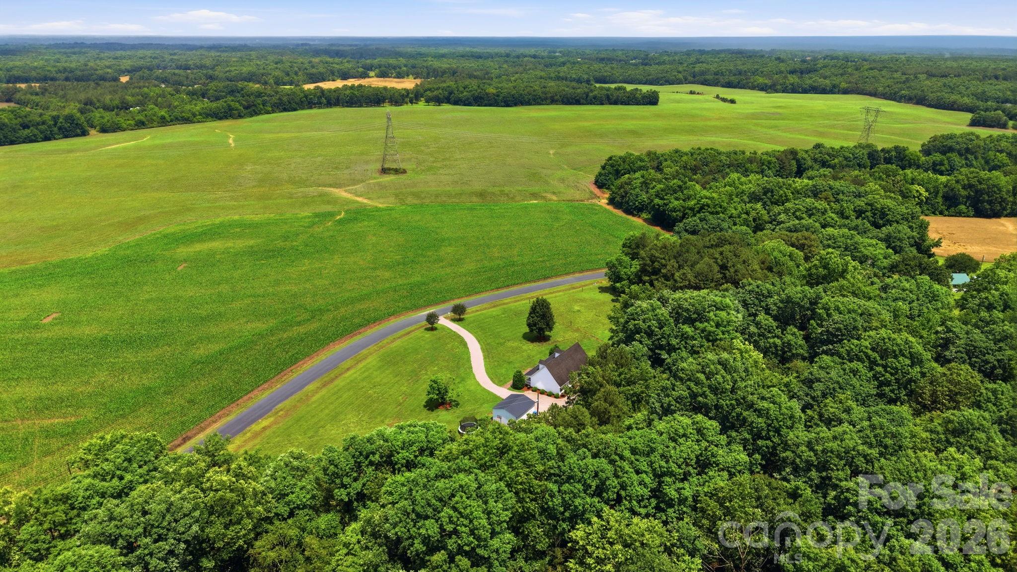 6626 Jesse Rushing Road — Marshville