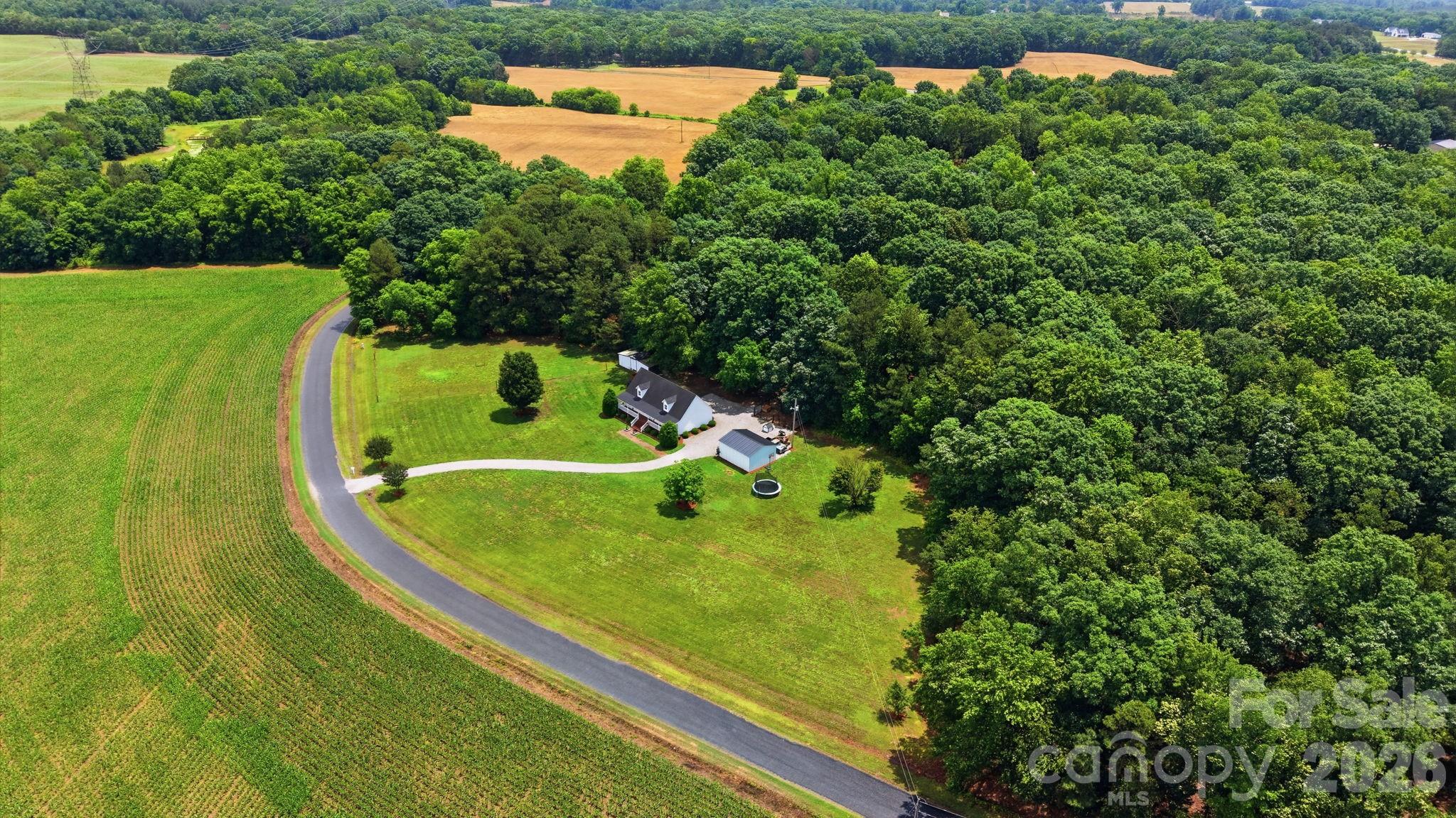 6626 Jesse Rushing Road — Marshville