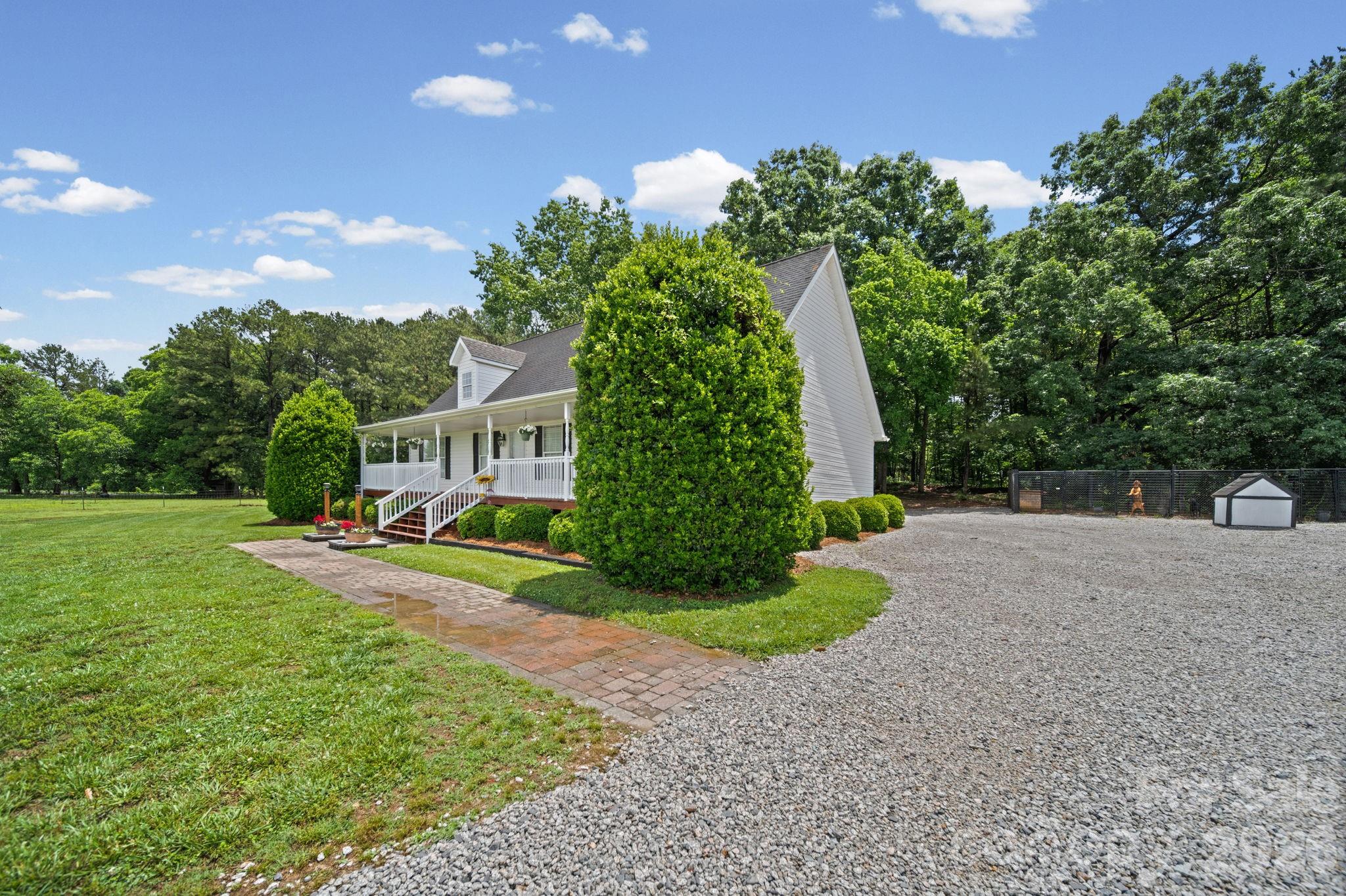 6626 Jesse Rushing Road — Marshville