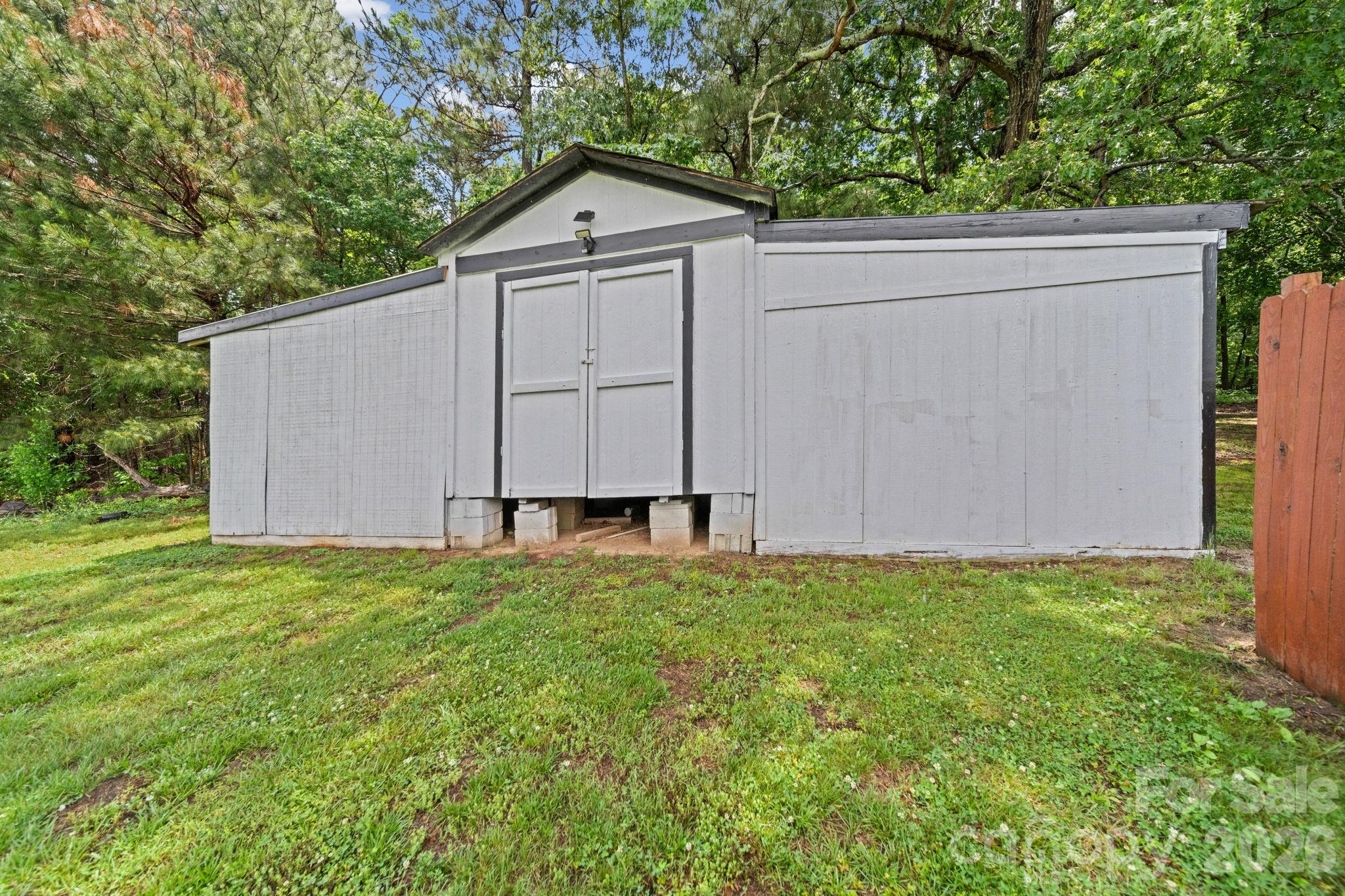 6626 Jesse Rushing Road — Marshville
