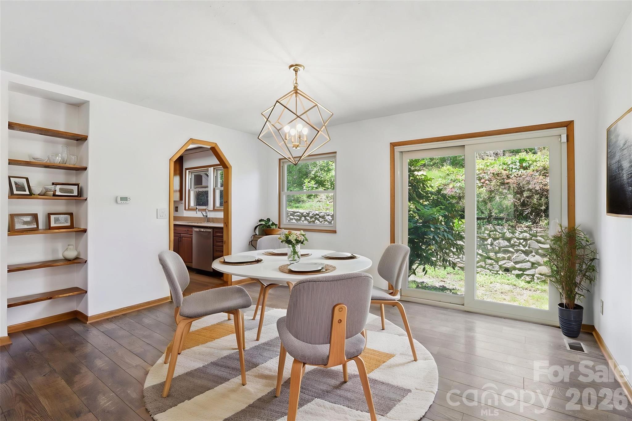 207 Wood Dale Drive — Hendersonville