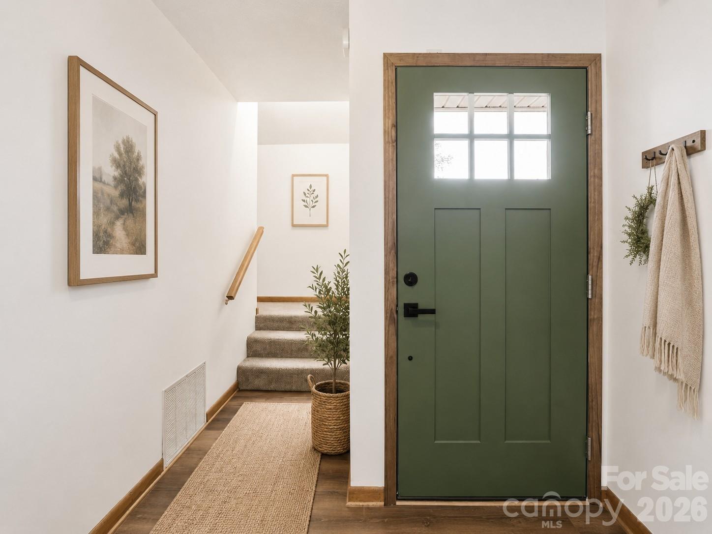 207 Wood Dale Drive — Hendersonville