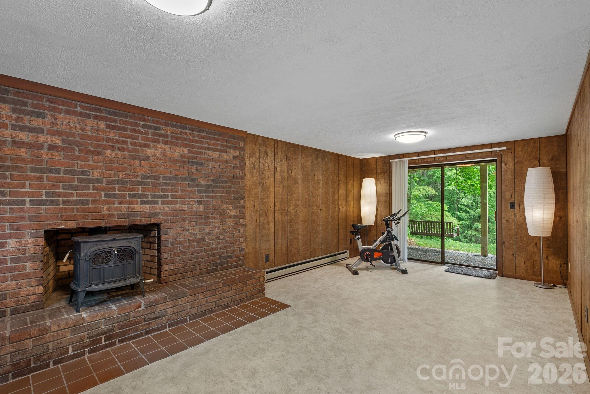 107 Beech Valley Estates — Weaverville