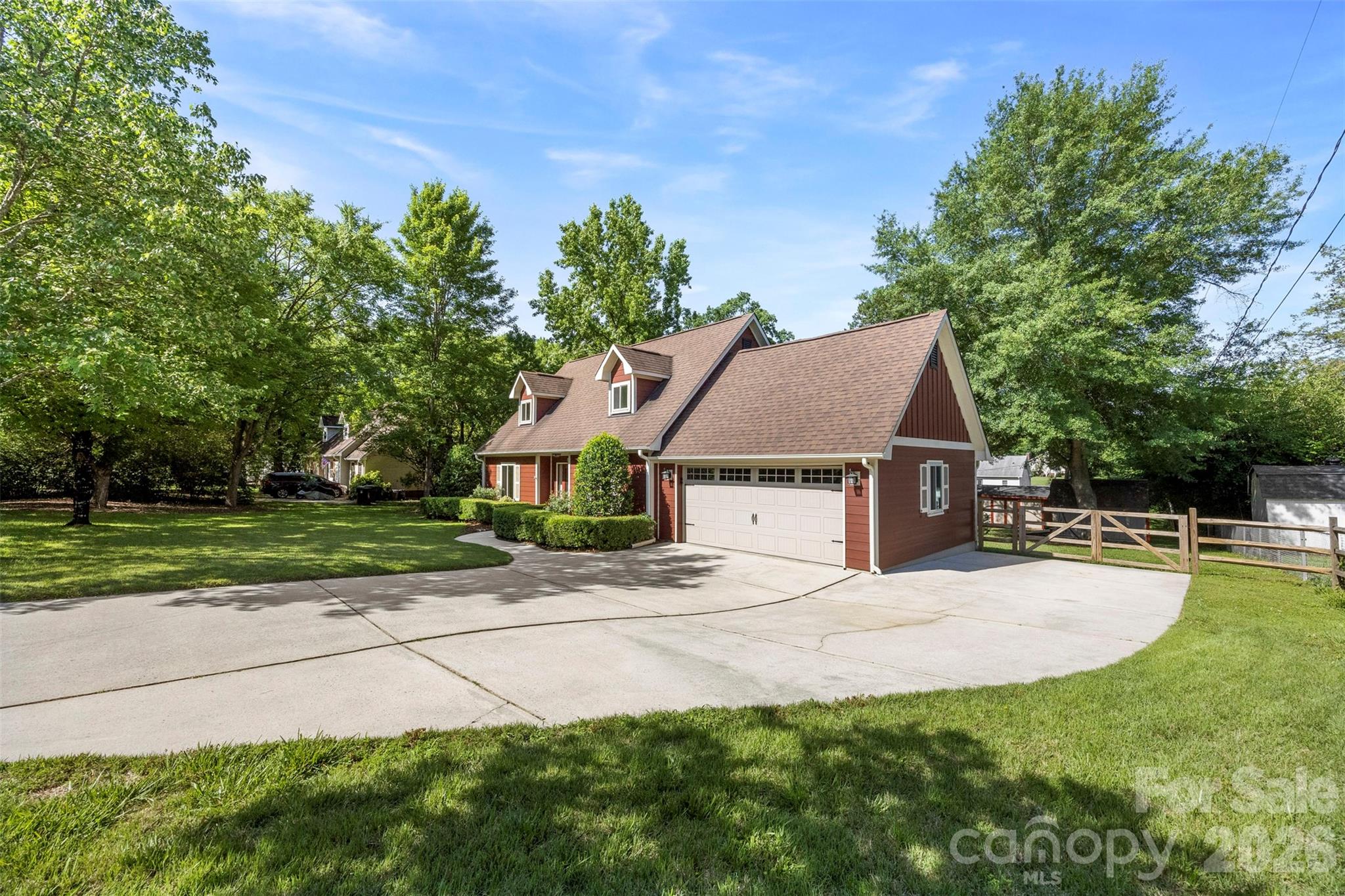 2606 Saddlewood Circle SW — Concord