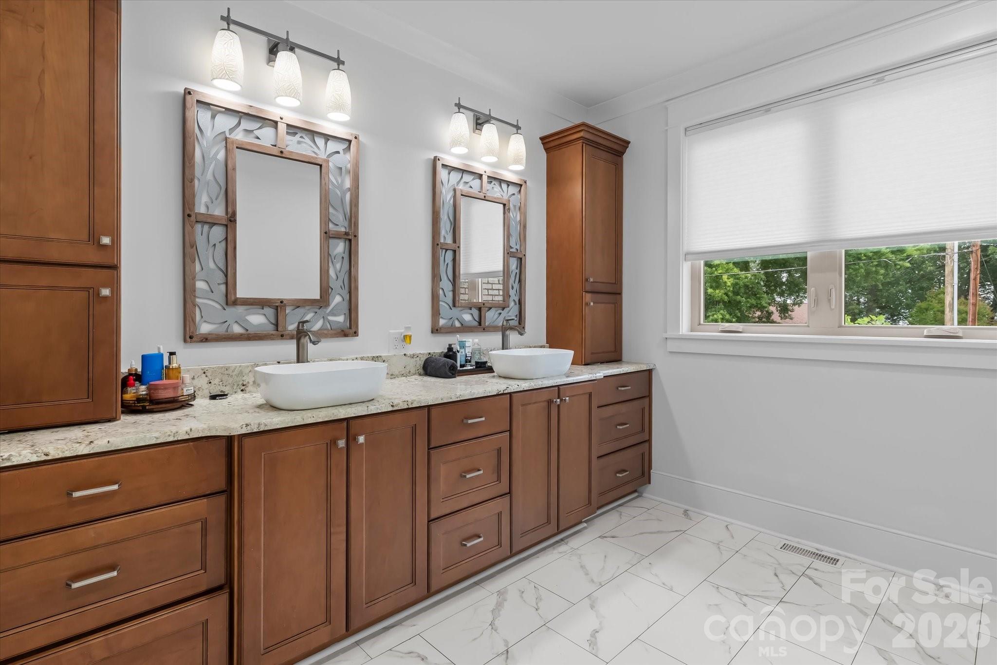 9355 Legrand Drive — Terrell