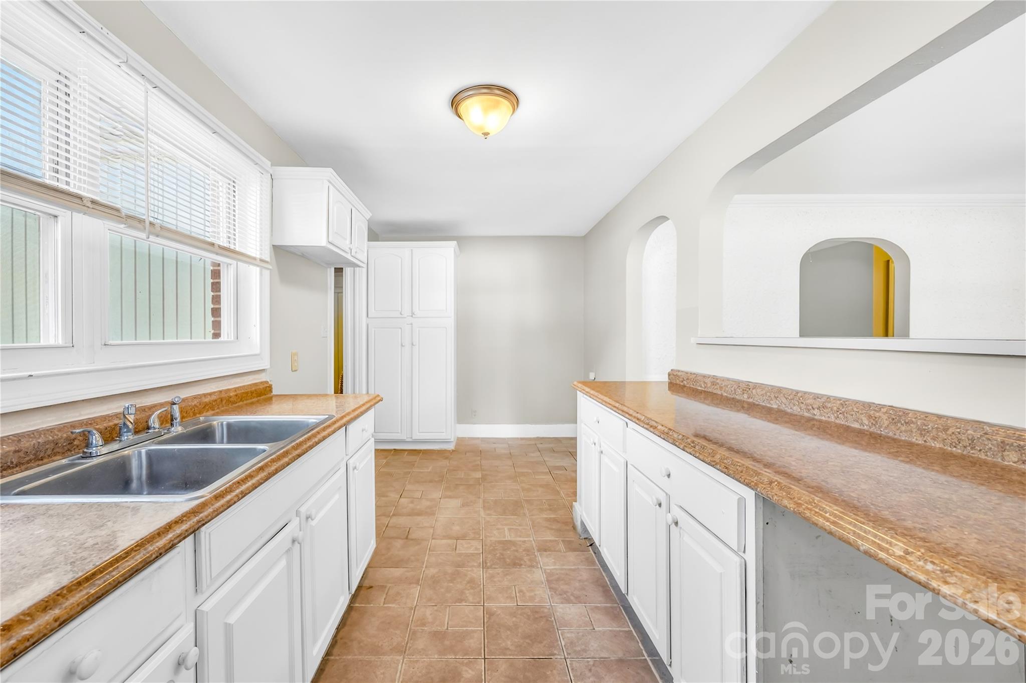 4418 N Sharon Amity Road — Charlotte