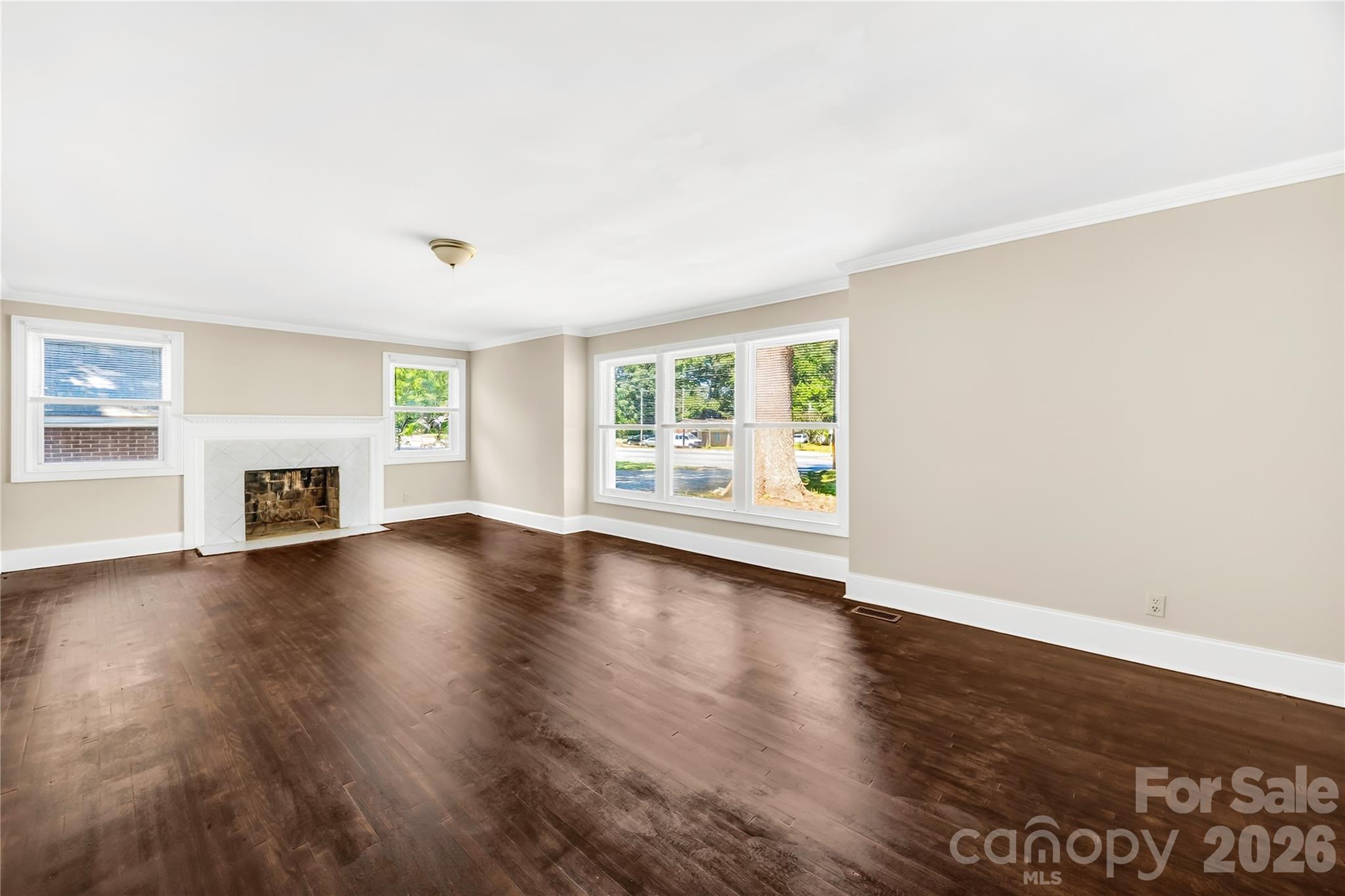 4418 N Sharon Amity Road — Charlotte
