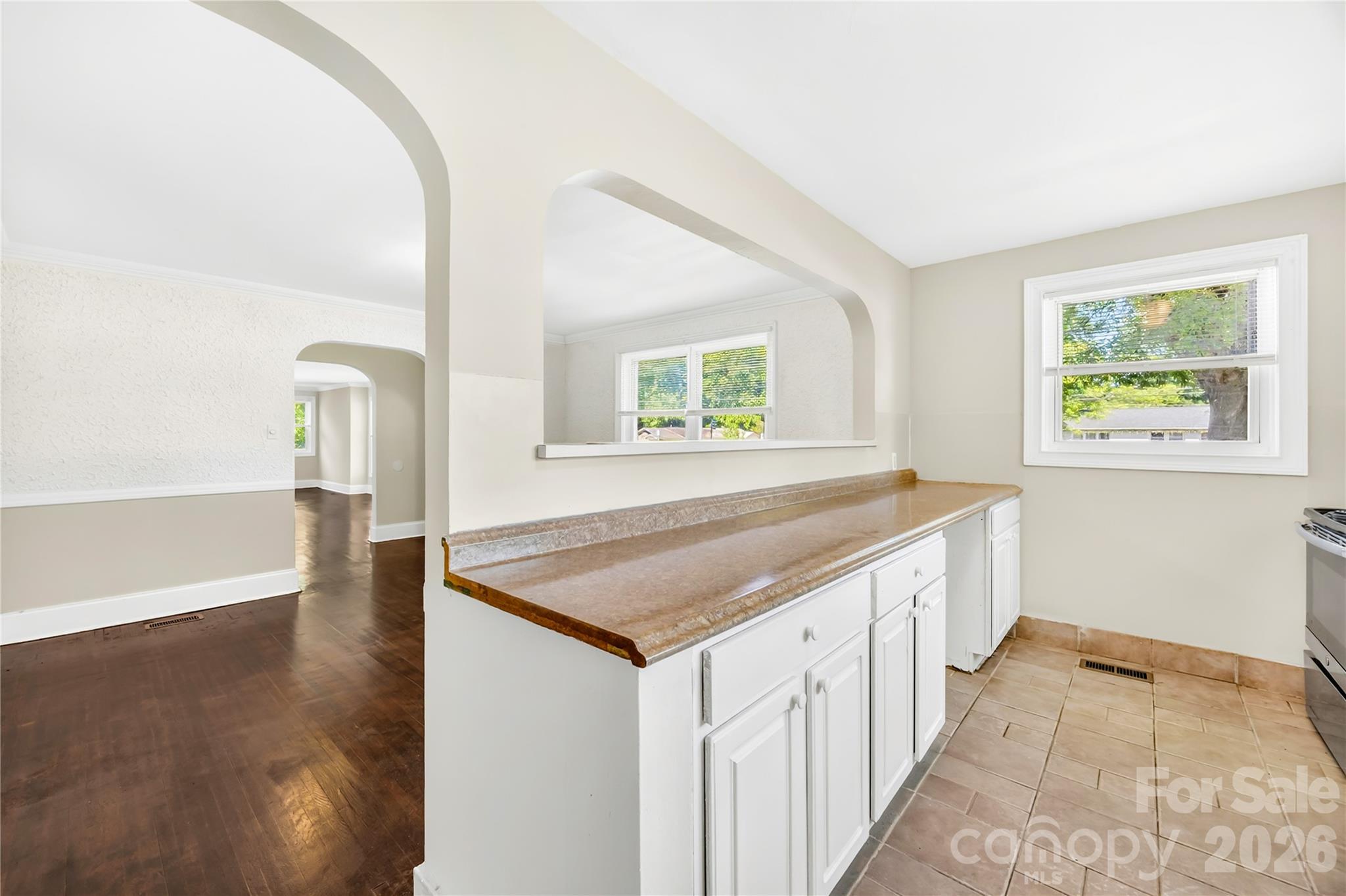 4418 N Sharon Amity Road — Charlotte