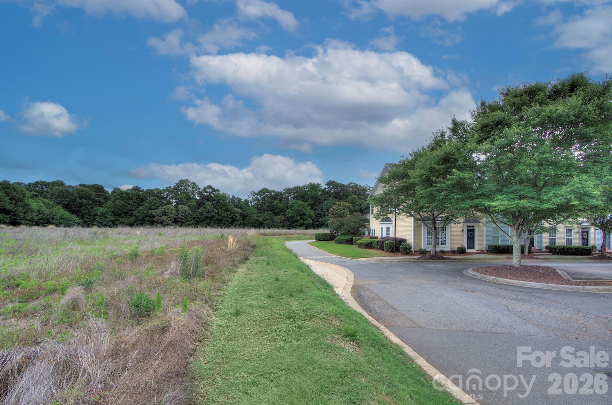 903 White Point Drive — Huntersville
