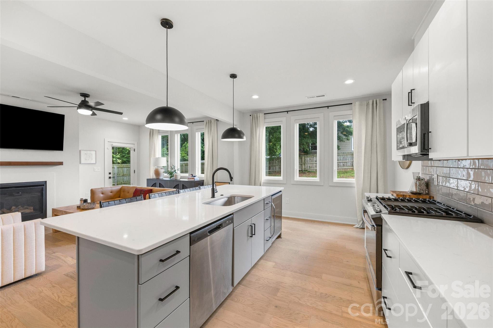 5916 Pepper Bush Lane — Charlotte