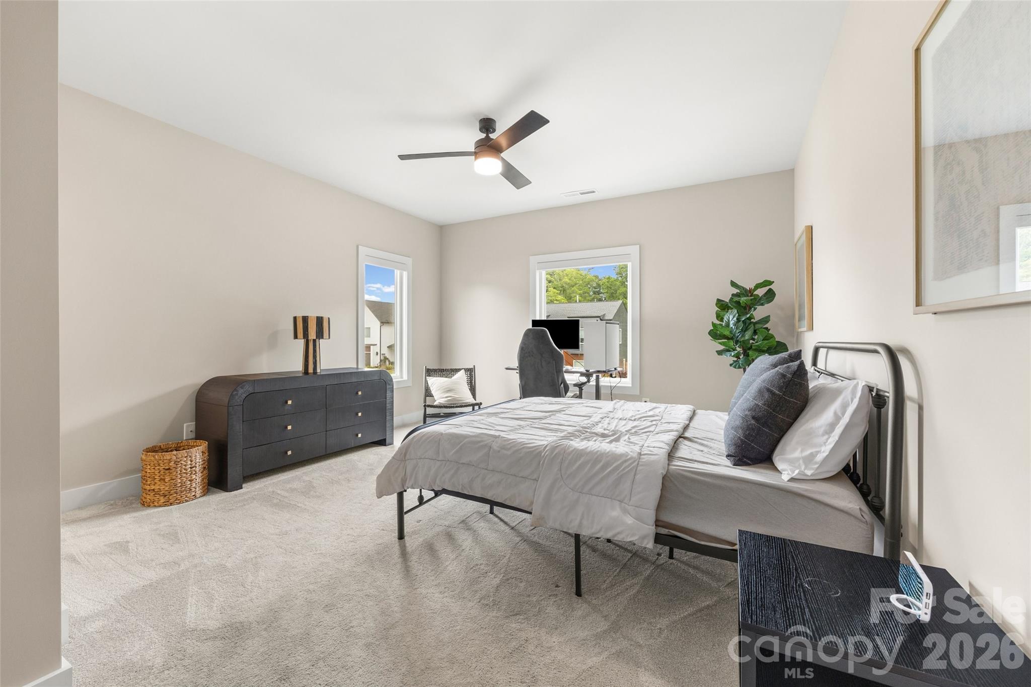 5916 Pepper Bush Lane — Charlotte
