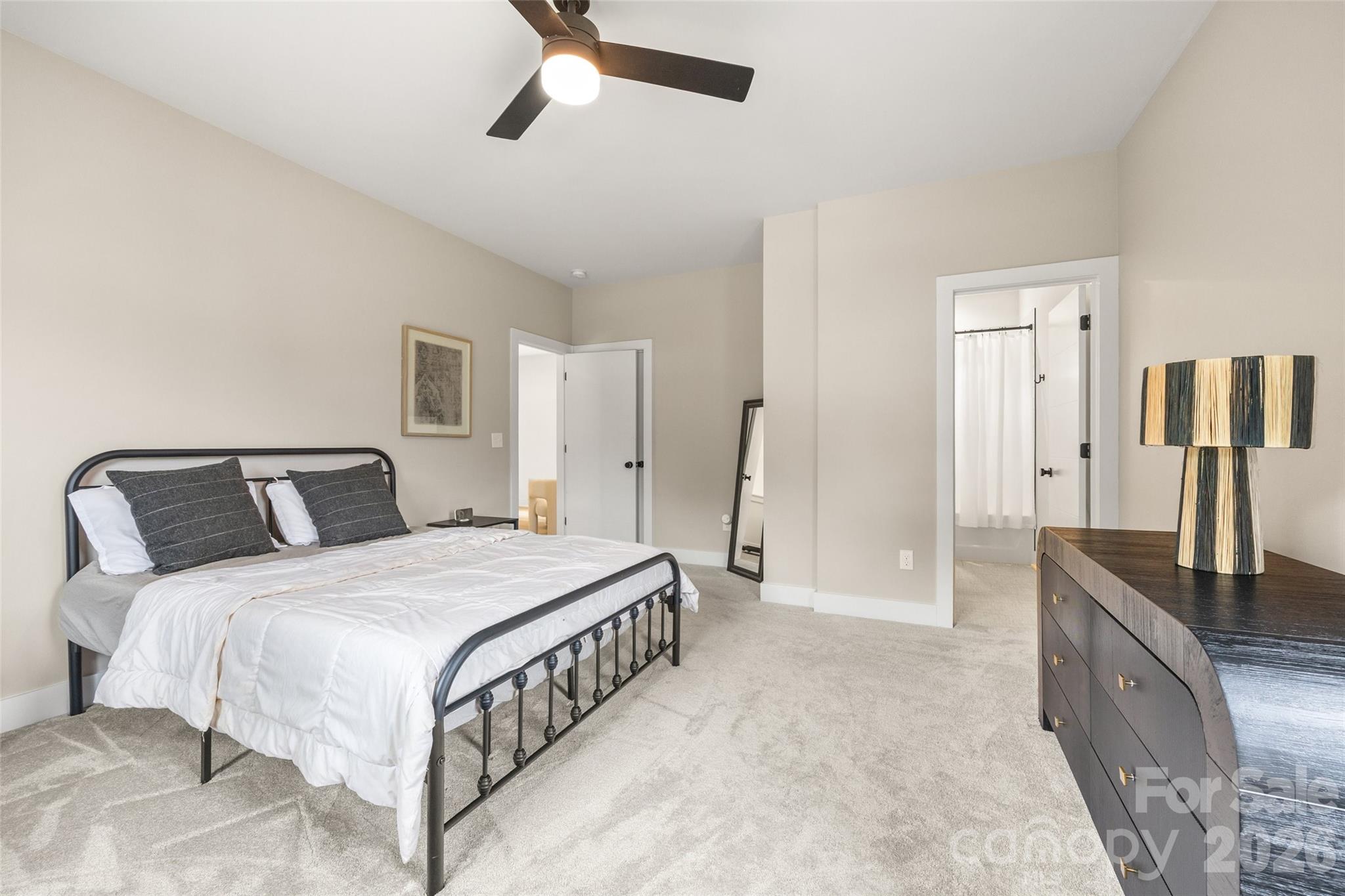 5916 Pepper Bush Lane — Charlotte