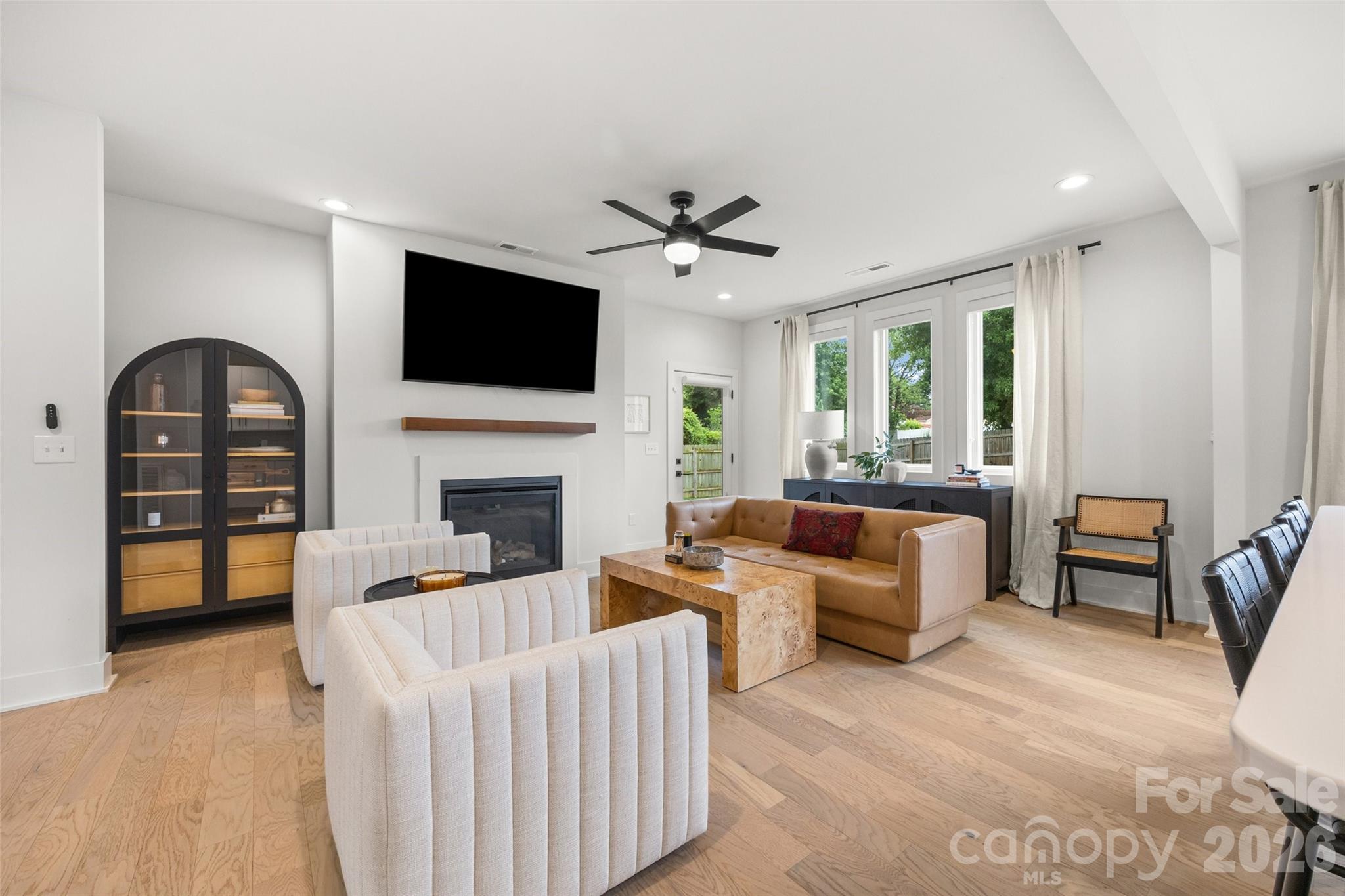 5916 Pepper Bush Lane — Charlotte
