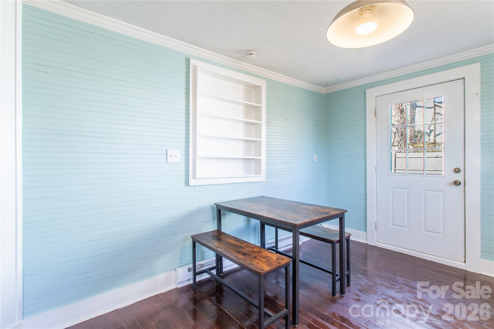 105 Adams Hill Road — Asheville