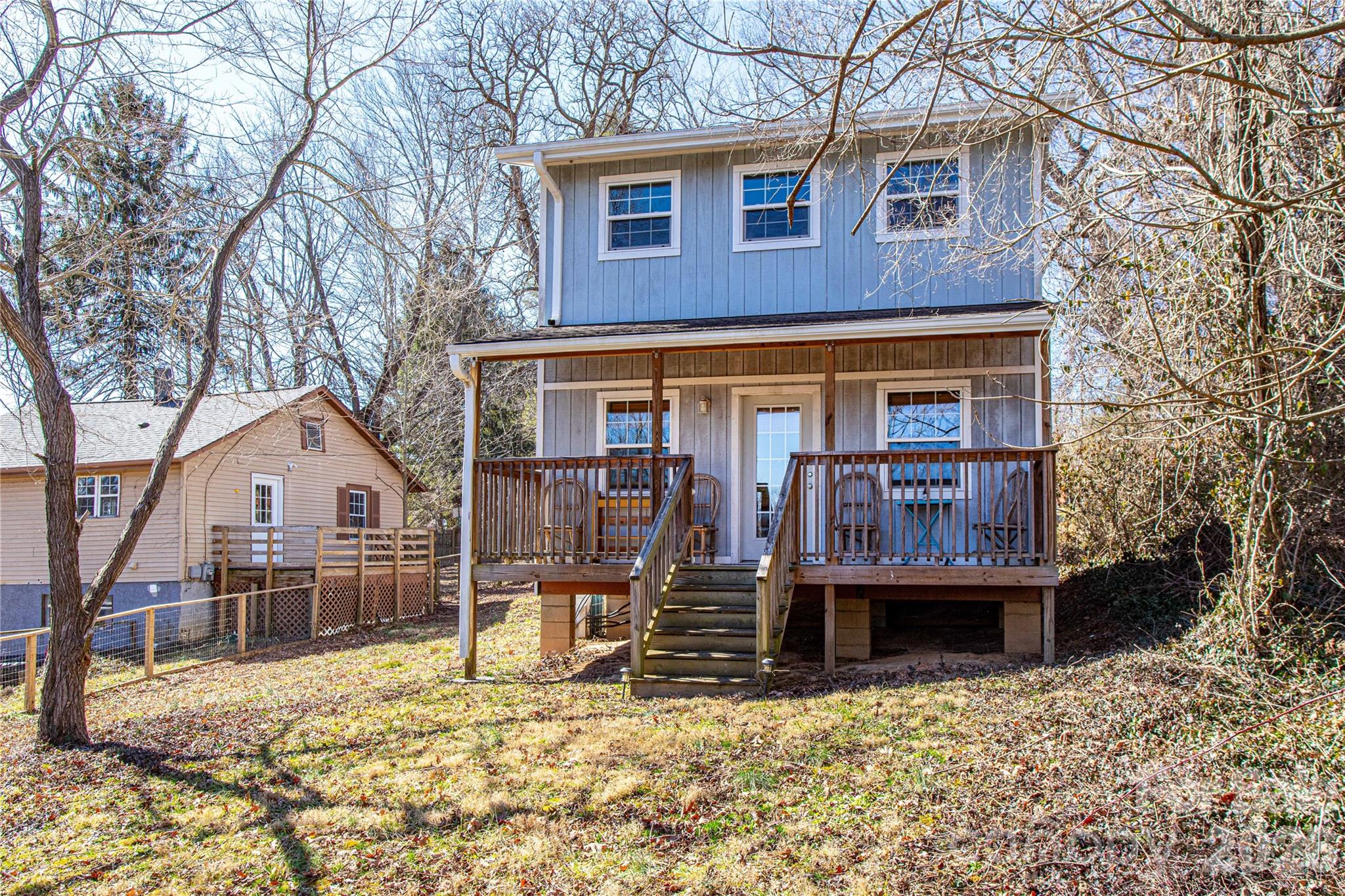 105 Adams Hill Road — Asheville