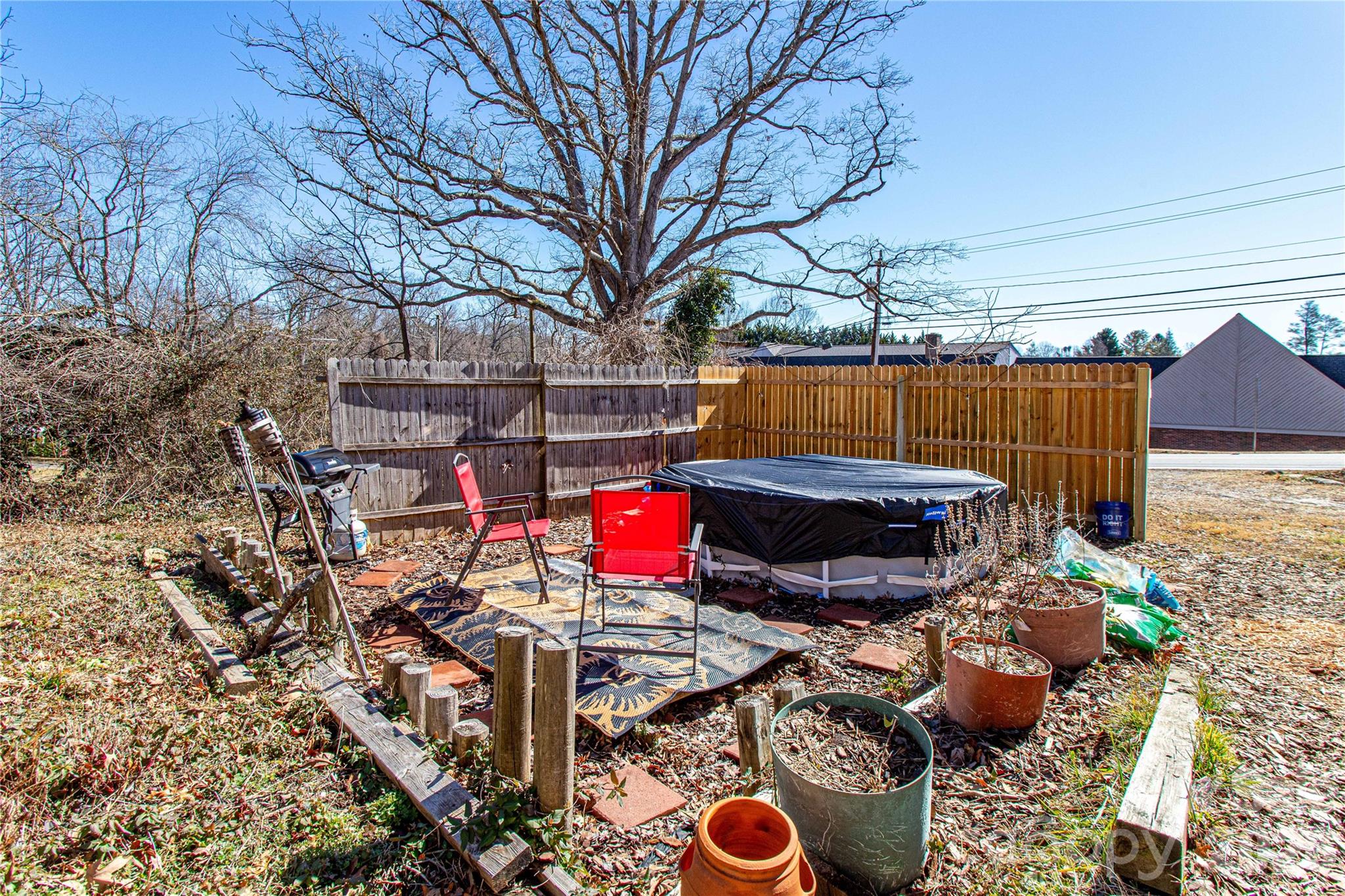 105 Adams Hill Road — Asheville