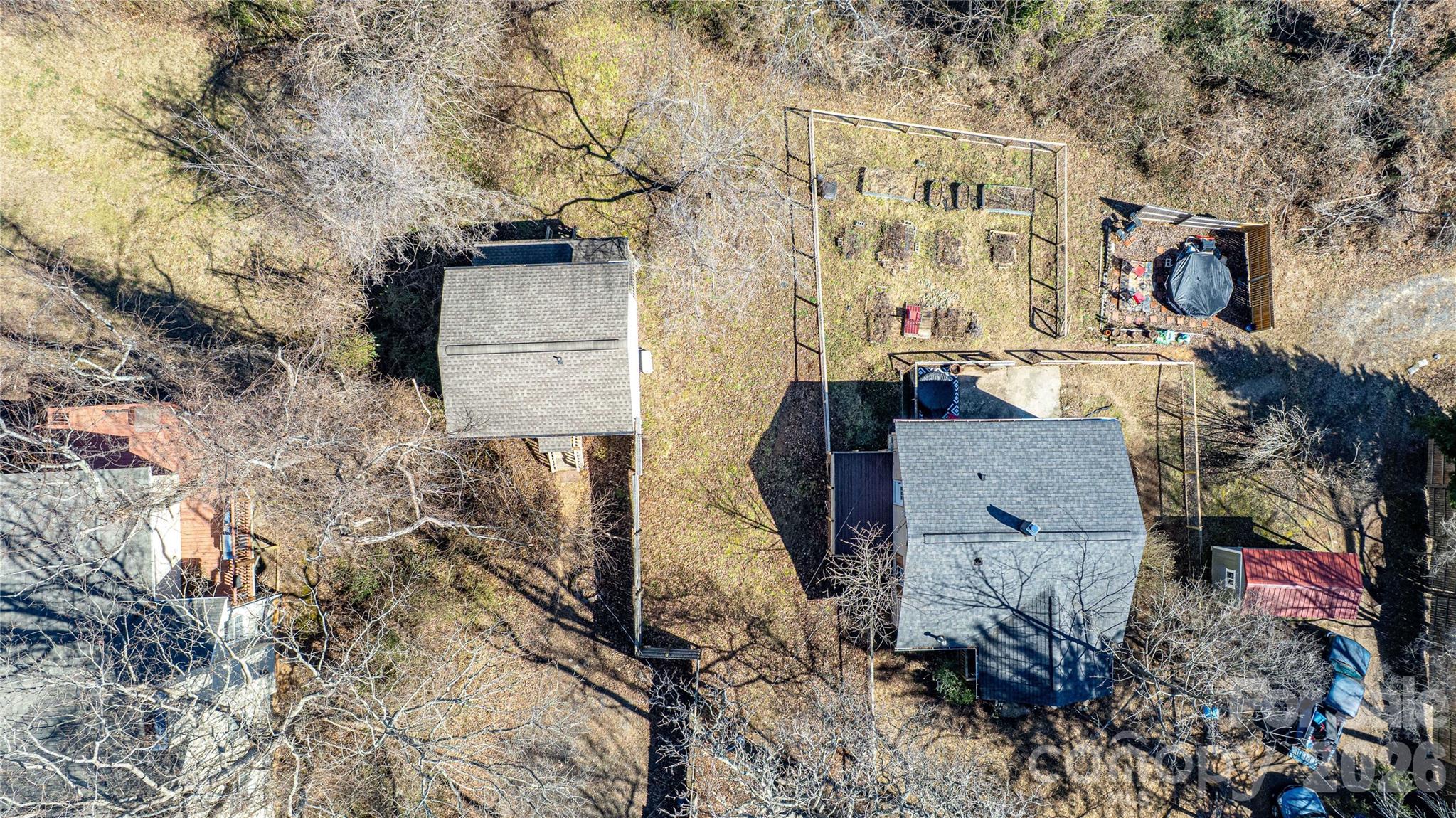 105 Adams Hill Road — Asheville