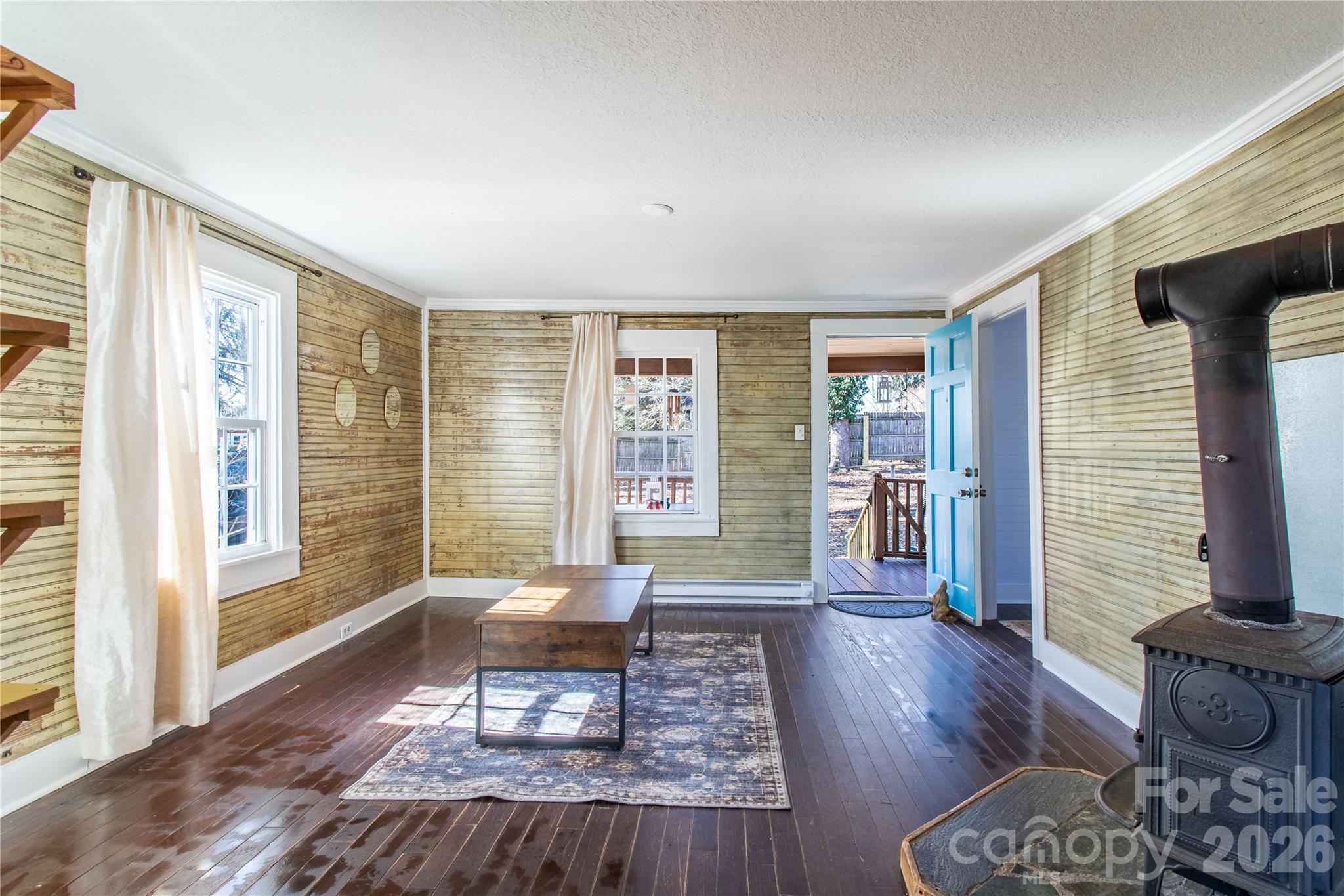 105 Adams Hill Road — Asheville