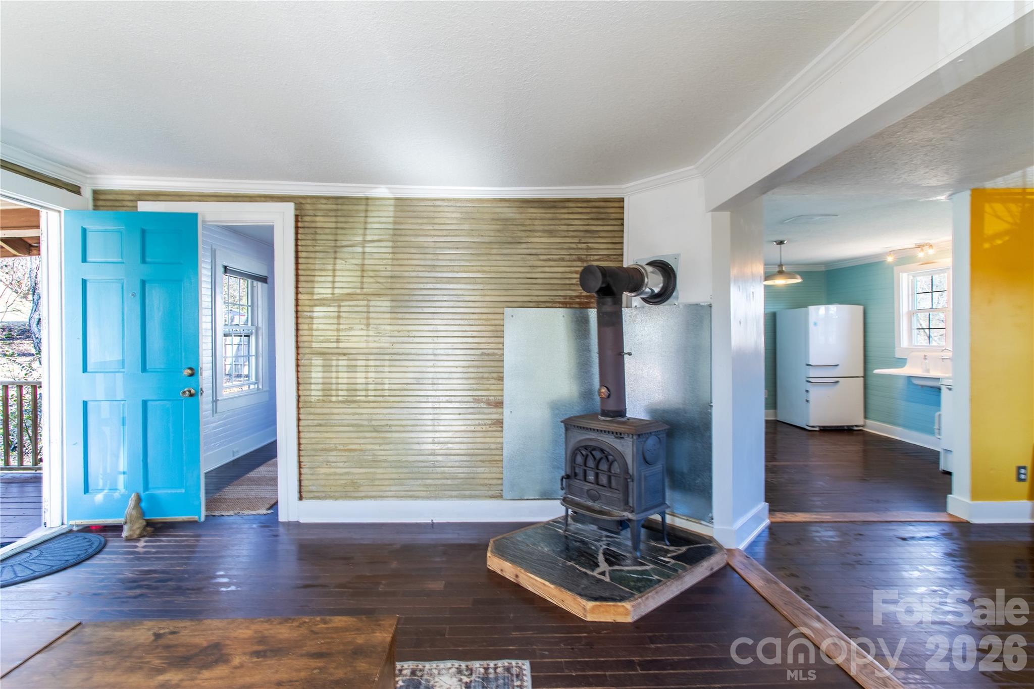105 Adams Hill Road — Asheville