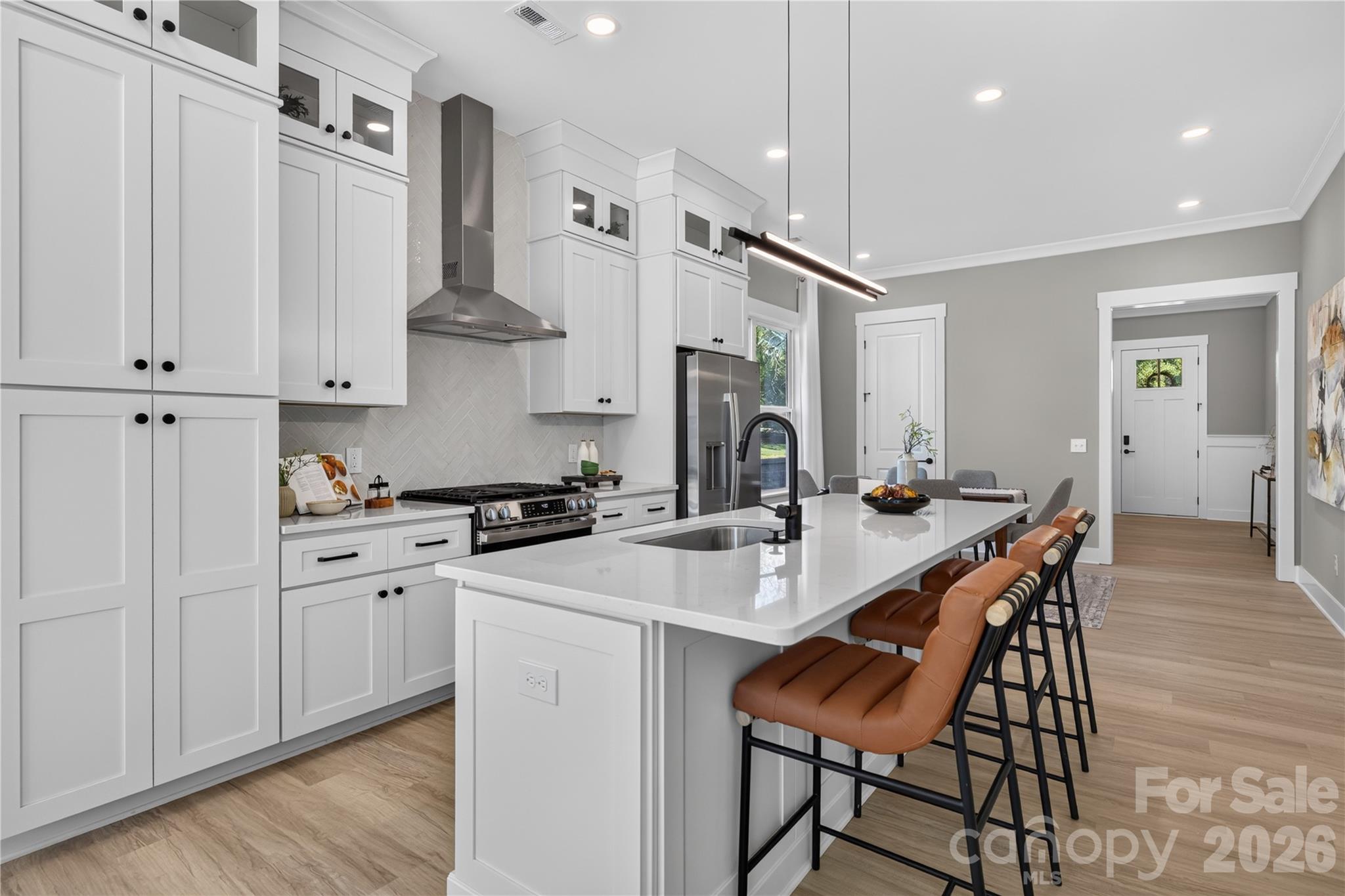 3875 12th Street Court NE — Hickory