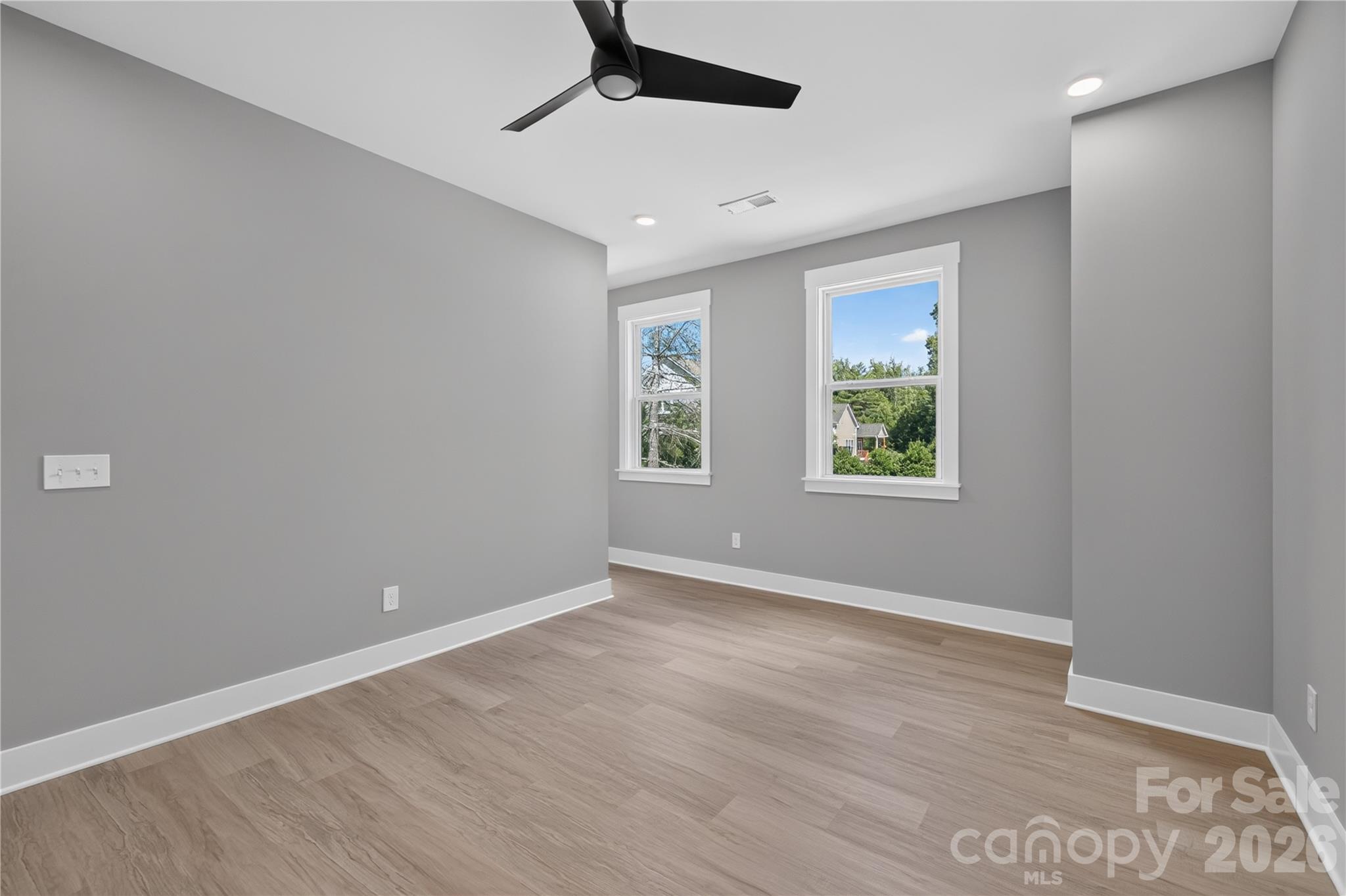 3875 12th Street Court NE — Hickory