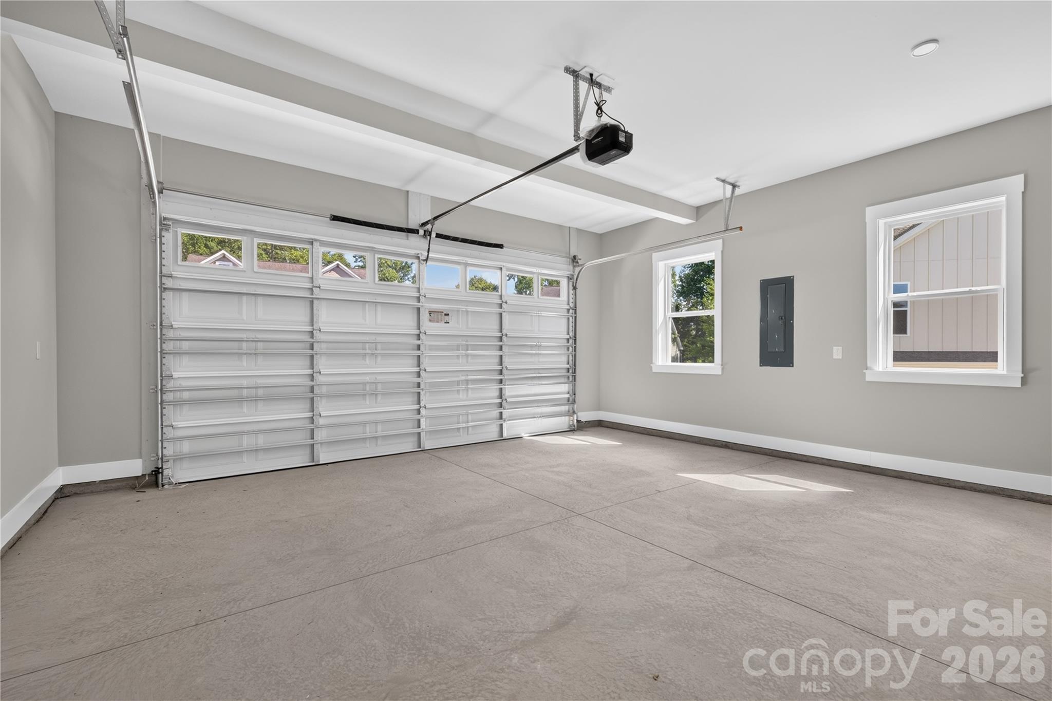 3875 12th Street Court NE — Hickory