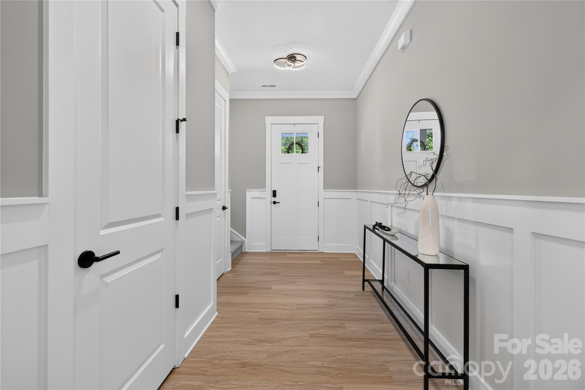 3875 12th Street Court NE — Hickory