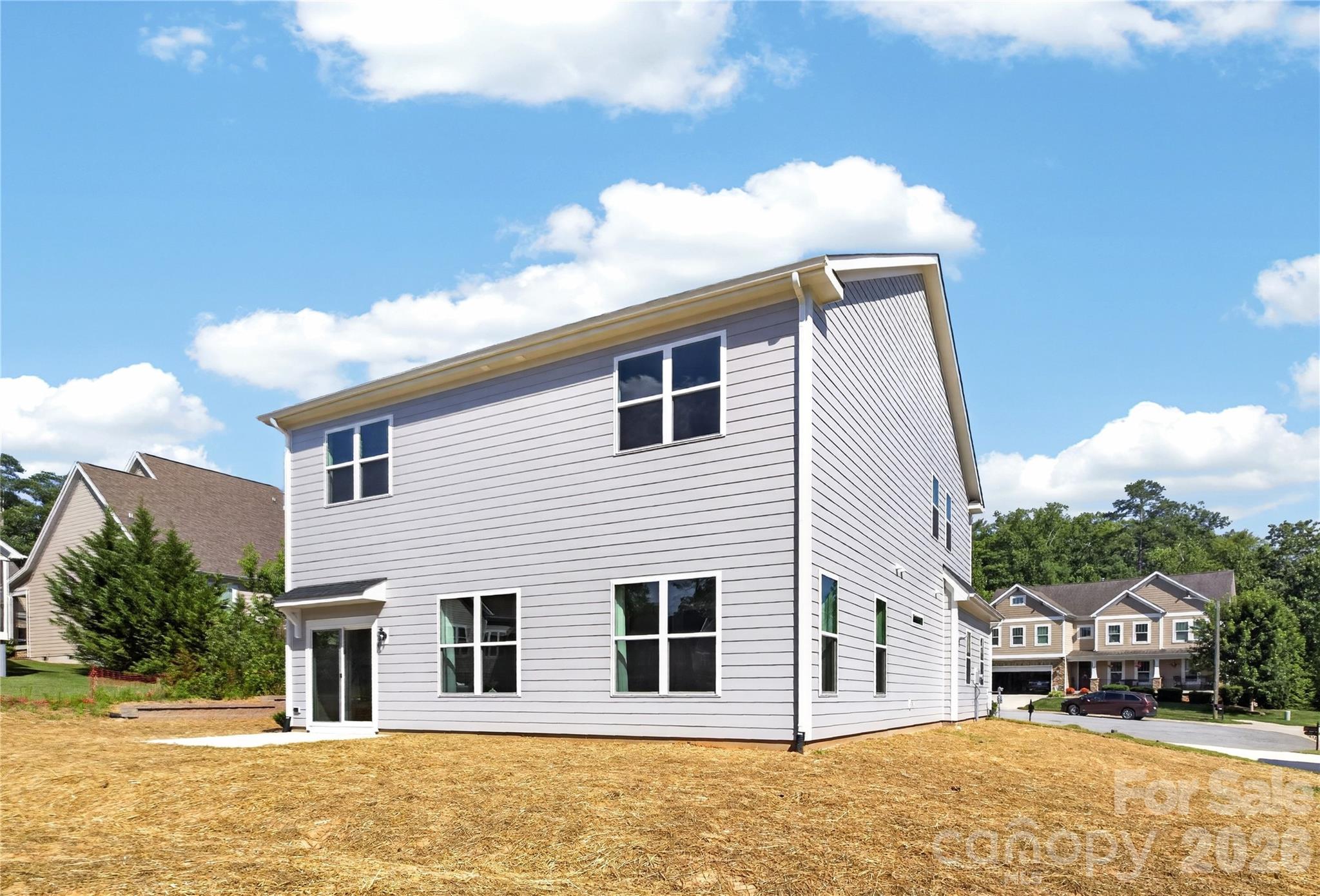 3875 12th Street Court NE — Hickory