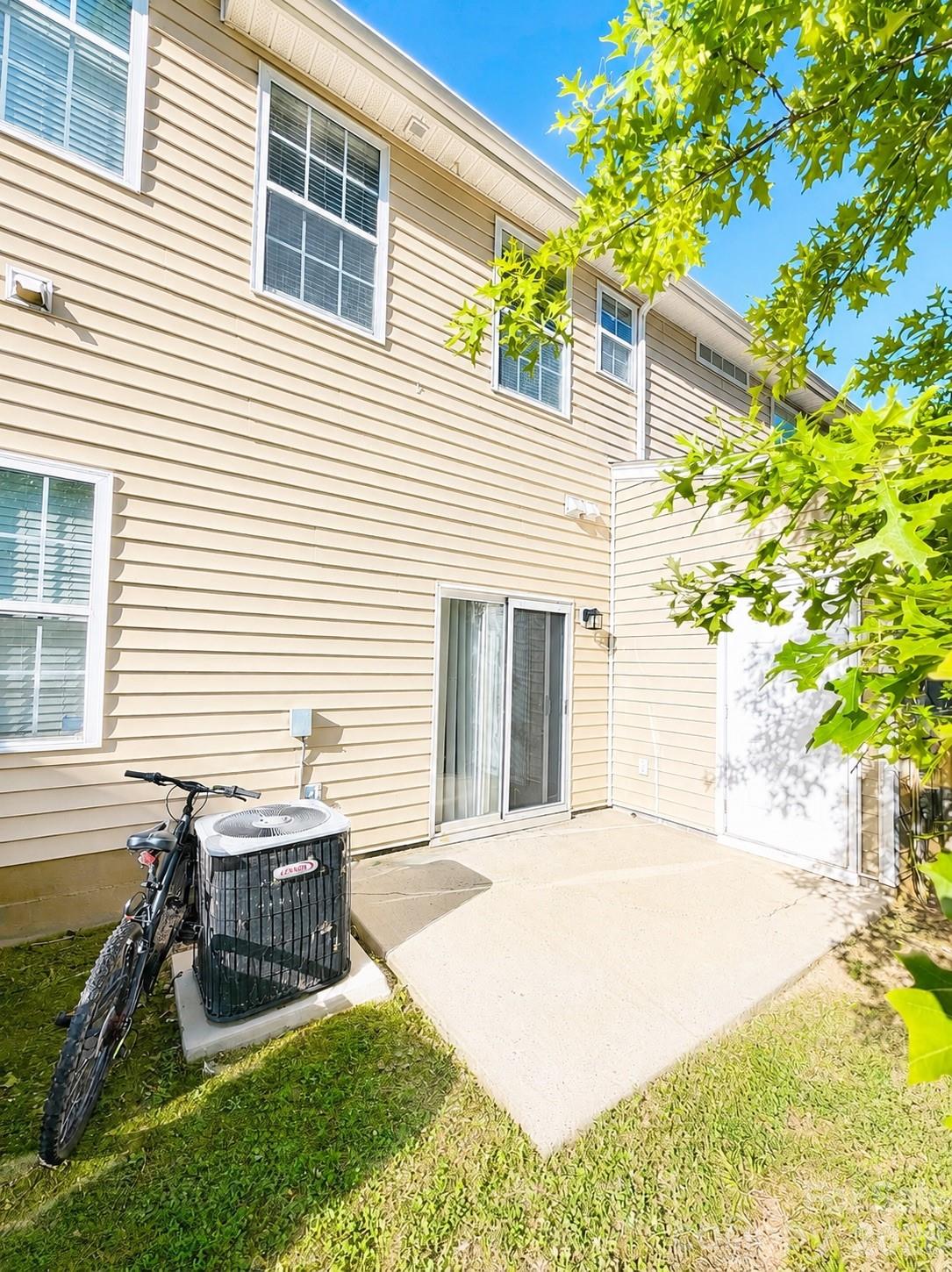 8611 Wandering Creek Way — Charlotte